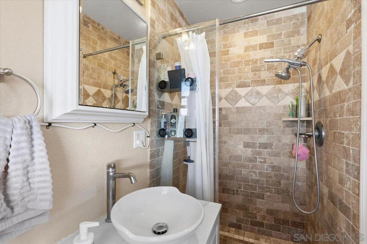 https://cdn.realtyfeed.com/cdn/127/2600277/217f4300b57c81832e601427e4455d7b.webp