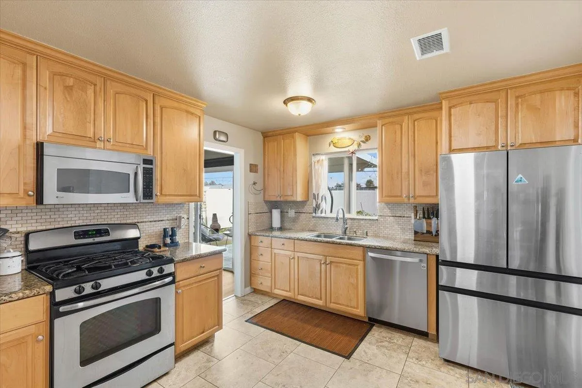 https://cdn.realtyfeed.com/cdn/127/2600277/6a7ec2dd025132b7c649348e94361815.webp