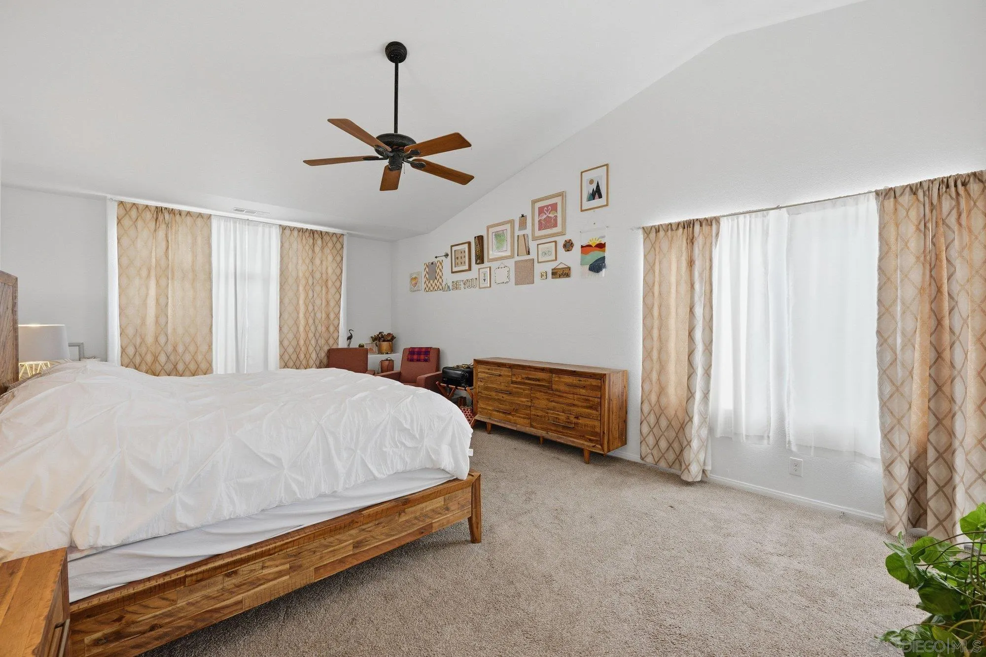 https://cdn.realtyfeed.com/cdn/127/2600282/6c47961d544edb4322c9e926f521db5d.webp