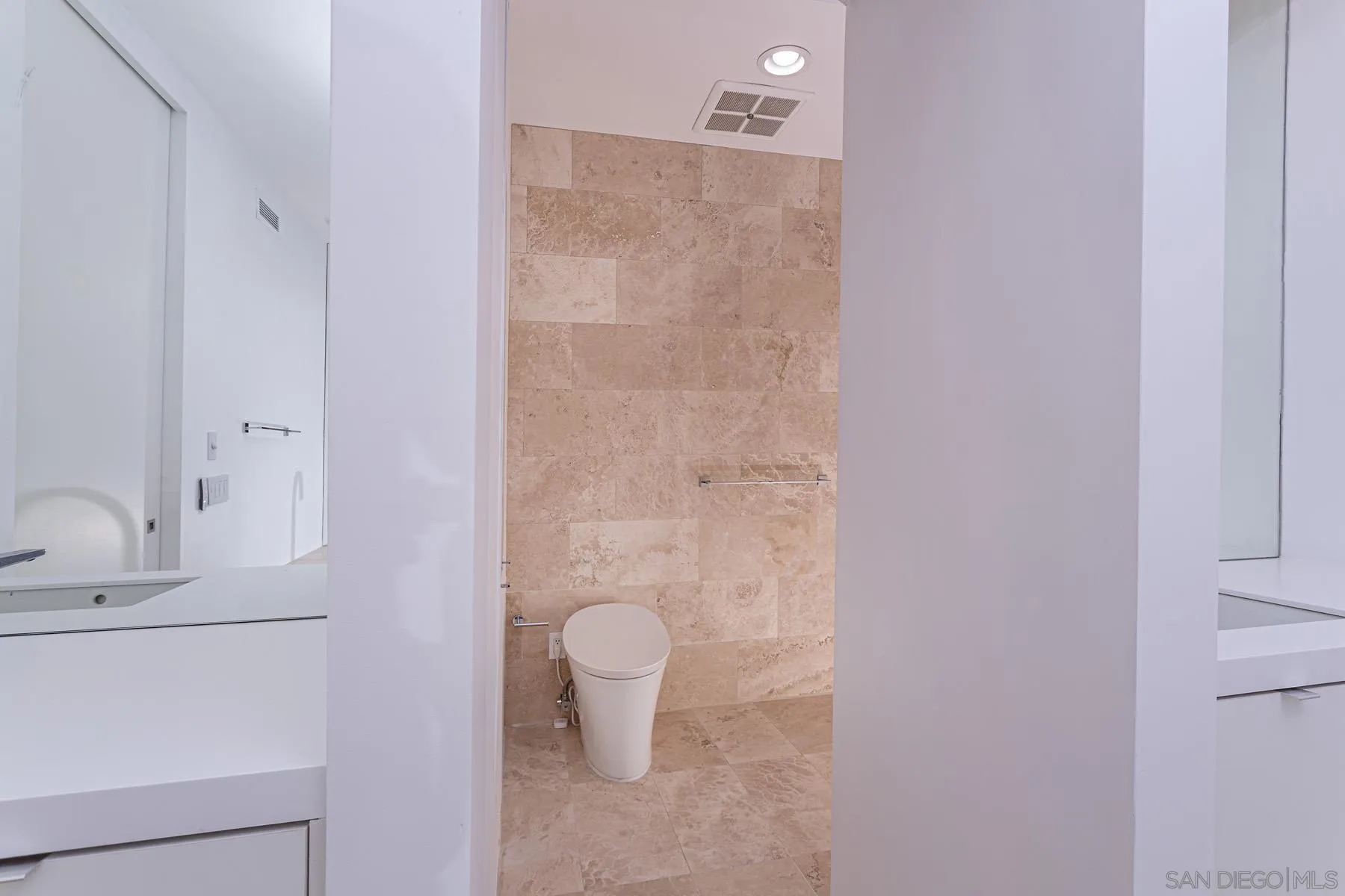 Photo #28: 2600288 Listing: Photo #28