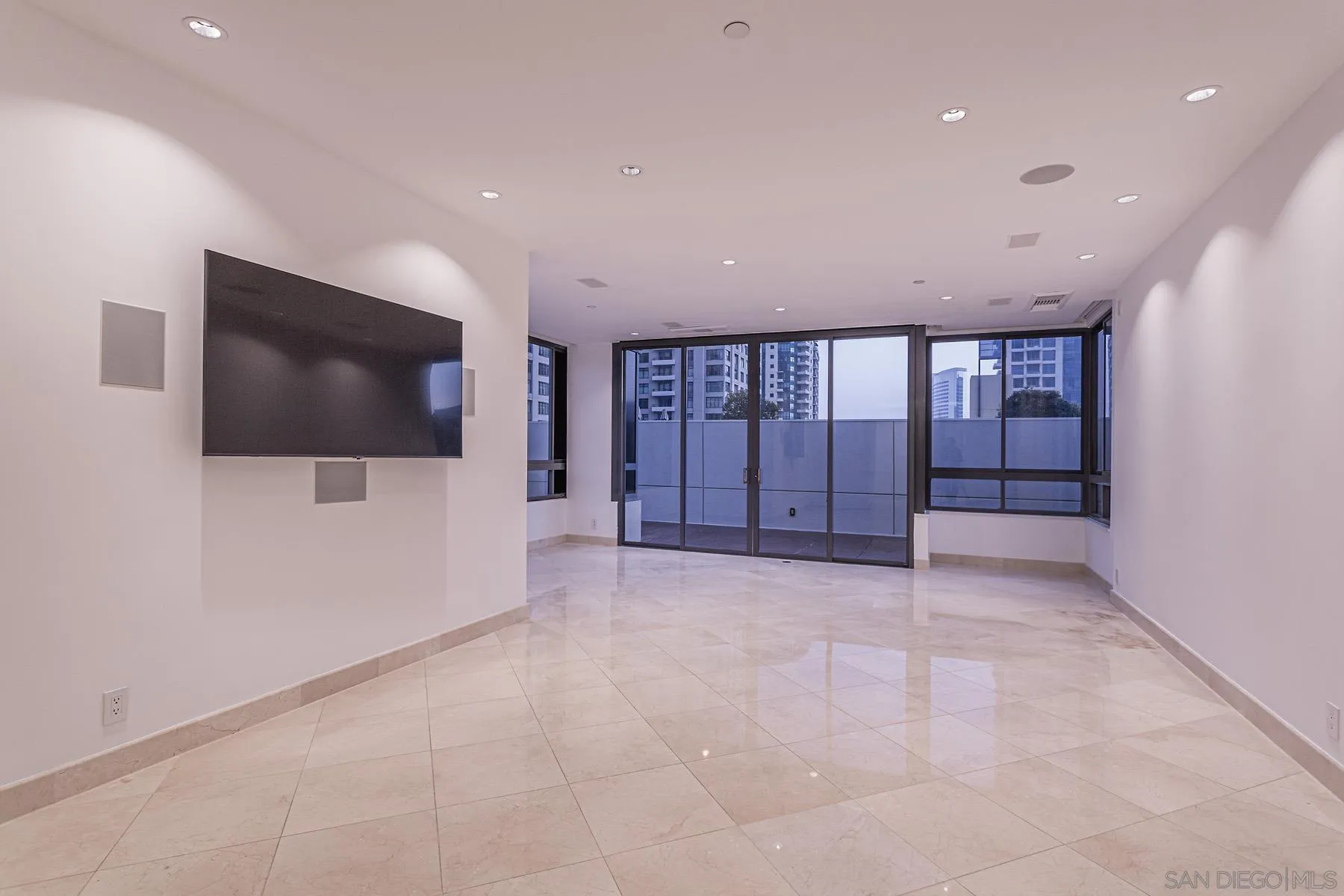 Photo #11: 2600288 Listing: Photo #11