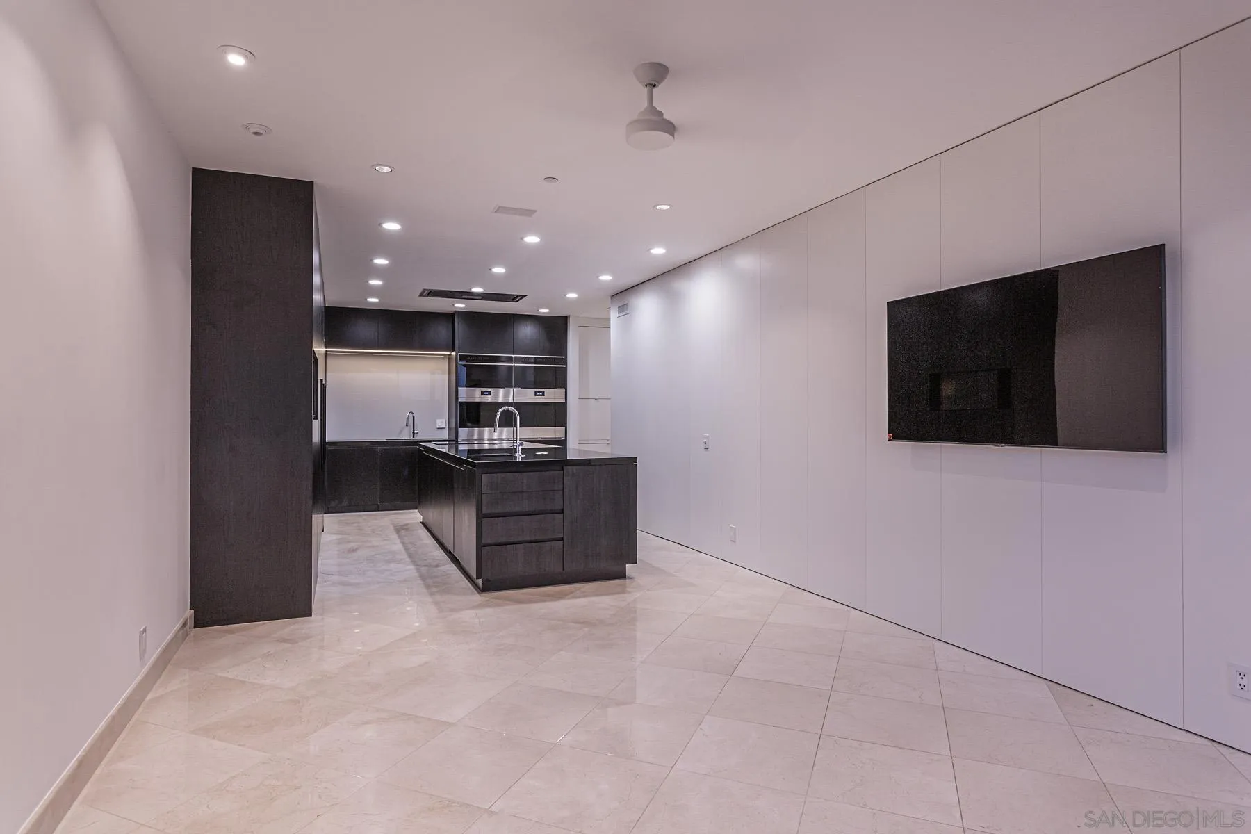 Photo #8: 2600288 Listing: Photo #8