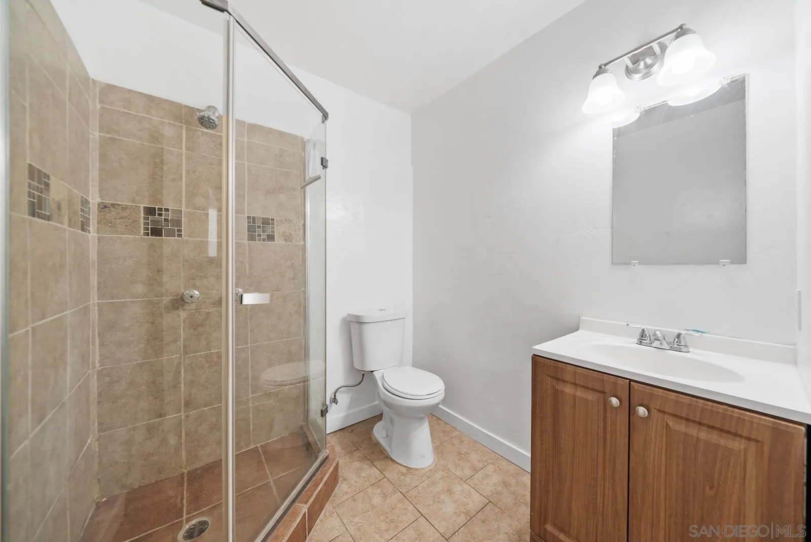 https://cdn.realtyfeed.com/cdn/127/2600290/2f214ac66ae375f4389fdc1badbe2914.webp