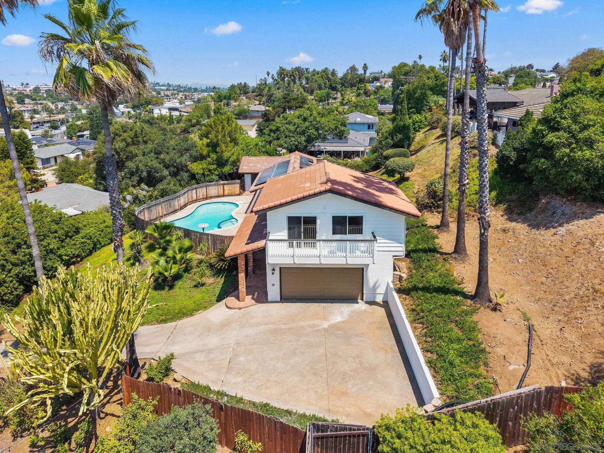 https://cdn.realtyfeed.com/cdn/127/2600292/e360c1357e4c6c3b84b416875816097d.webp
