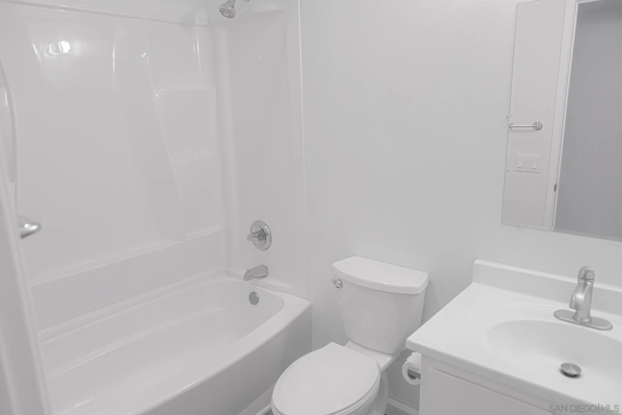 Photo #14: 2600293 Listing: Photo #14