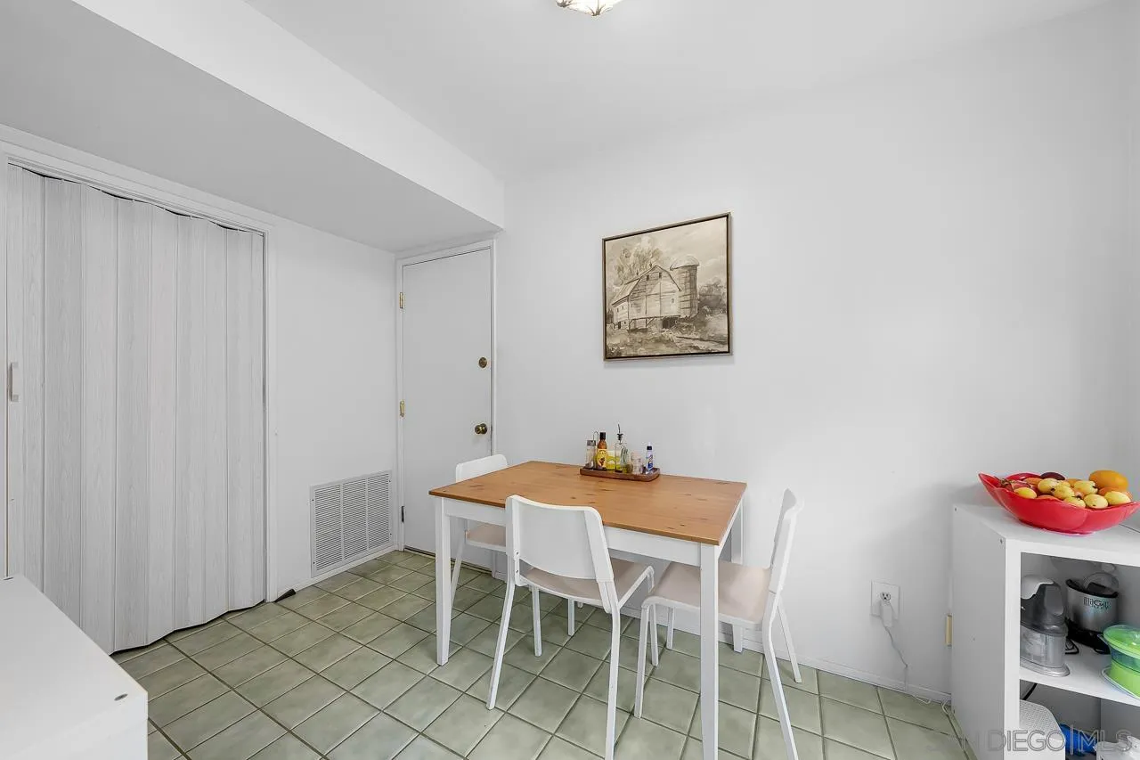 https://cdn.realtyfeed.com/cdn/127/2600295/99a9a0386895cd3ad12a450846cb566e.webp