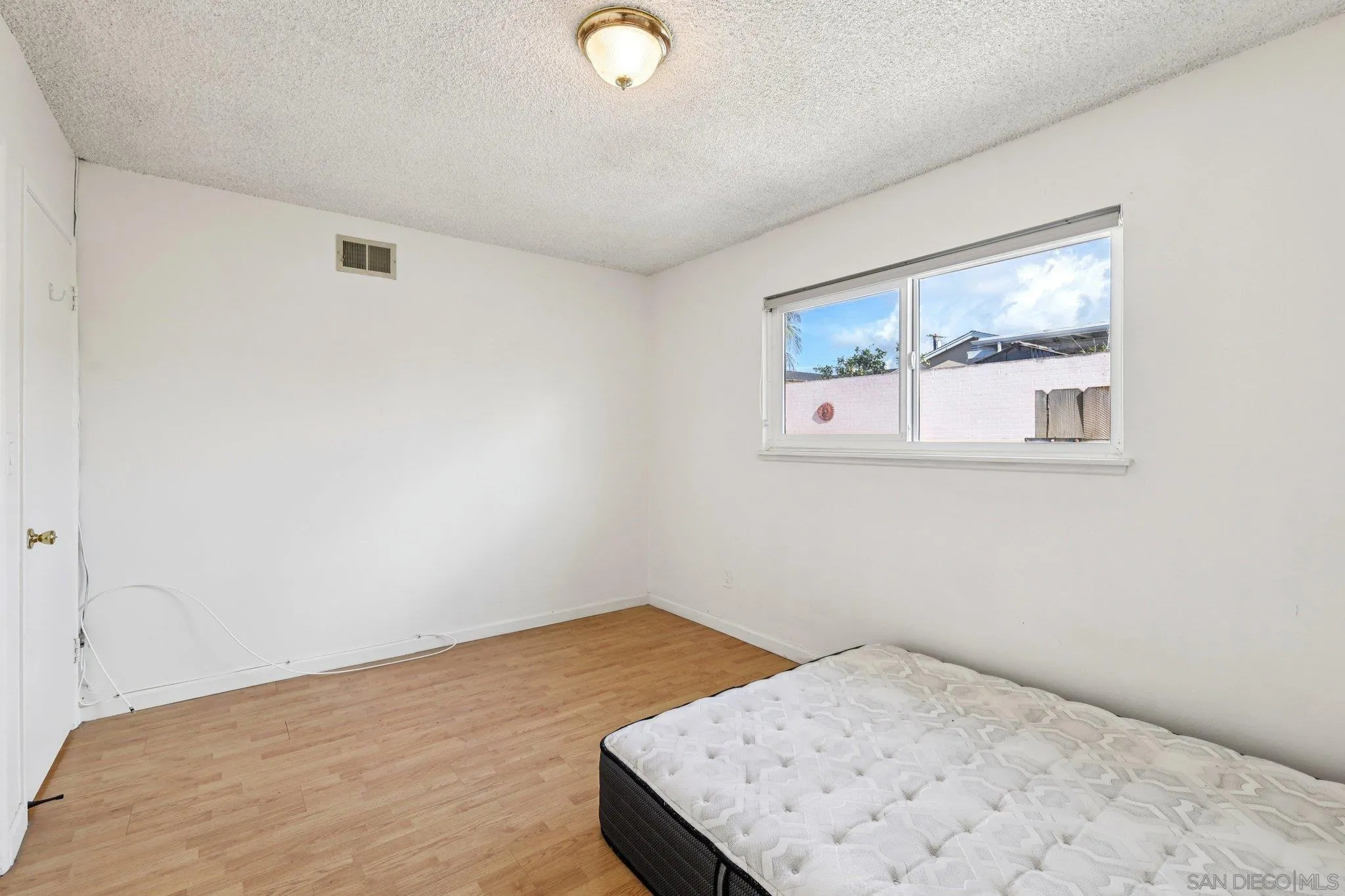 https://cdn.realtyfeed.com/cdn/127/2600297/28d8c43d9654d571629fc1e095727a77.webp