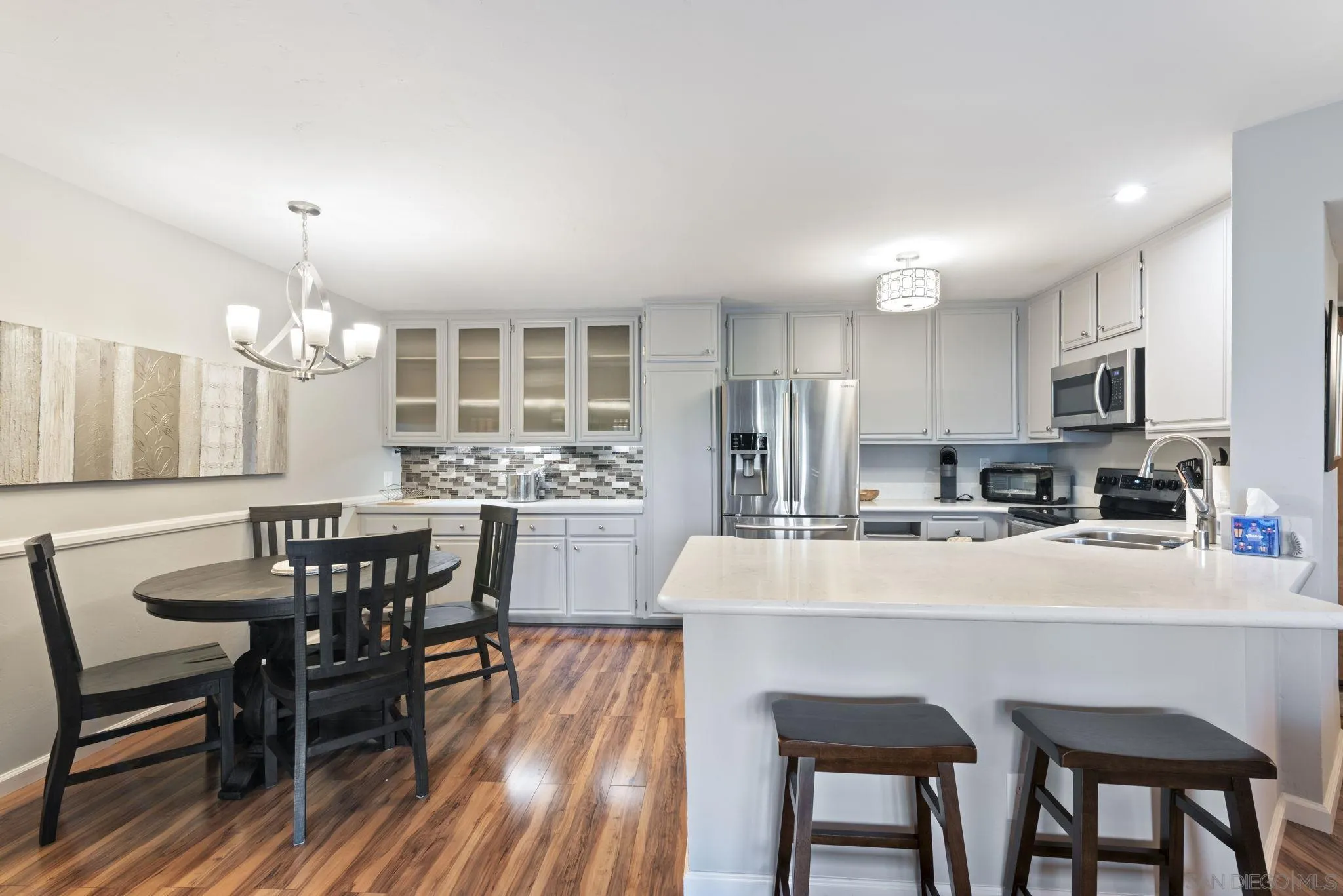 Photo #3: 2600298 Listing: Photo #3