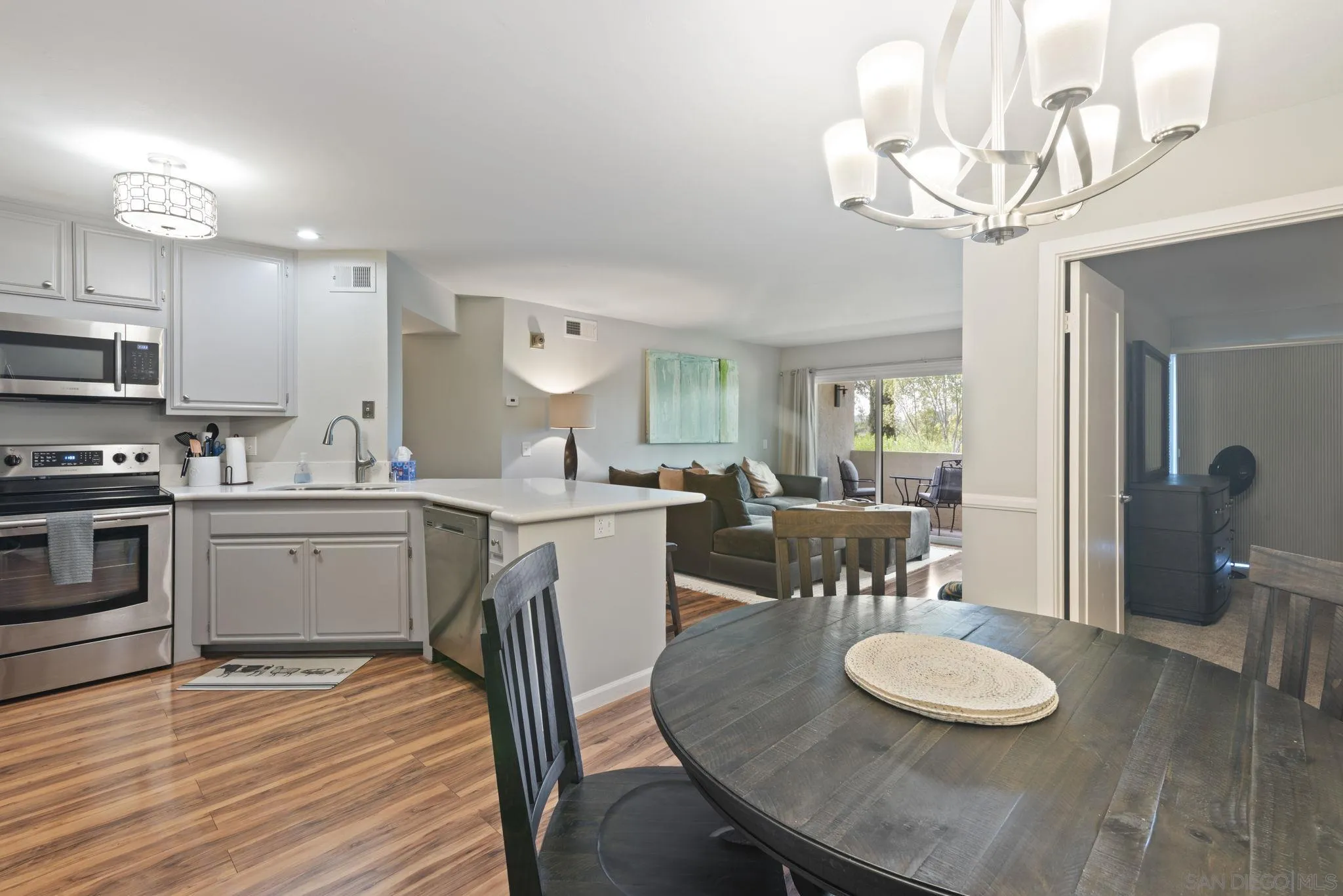Photo #6: 2600298 Listing: Photo #6