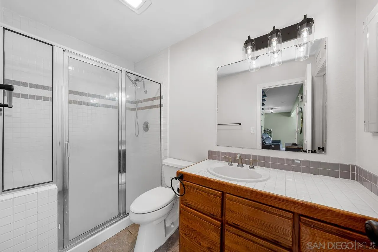 Photo #15: 2600300 Listing: Photo #15