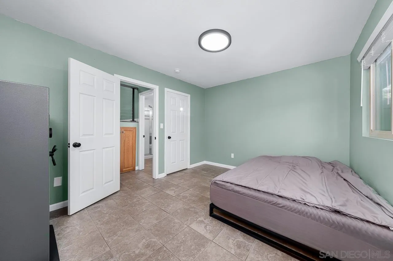 Photo #14: 2600300 Listing: Photo #14