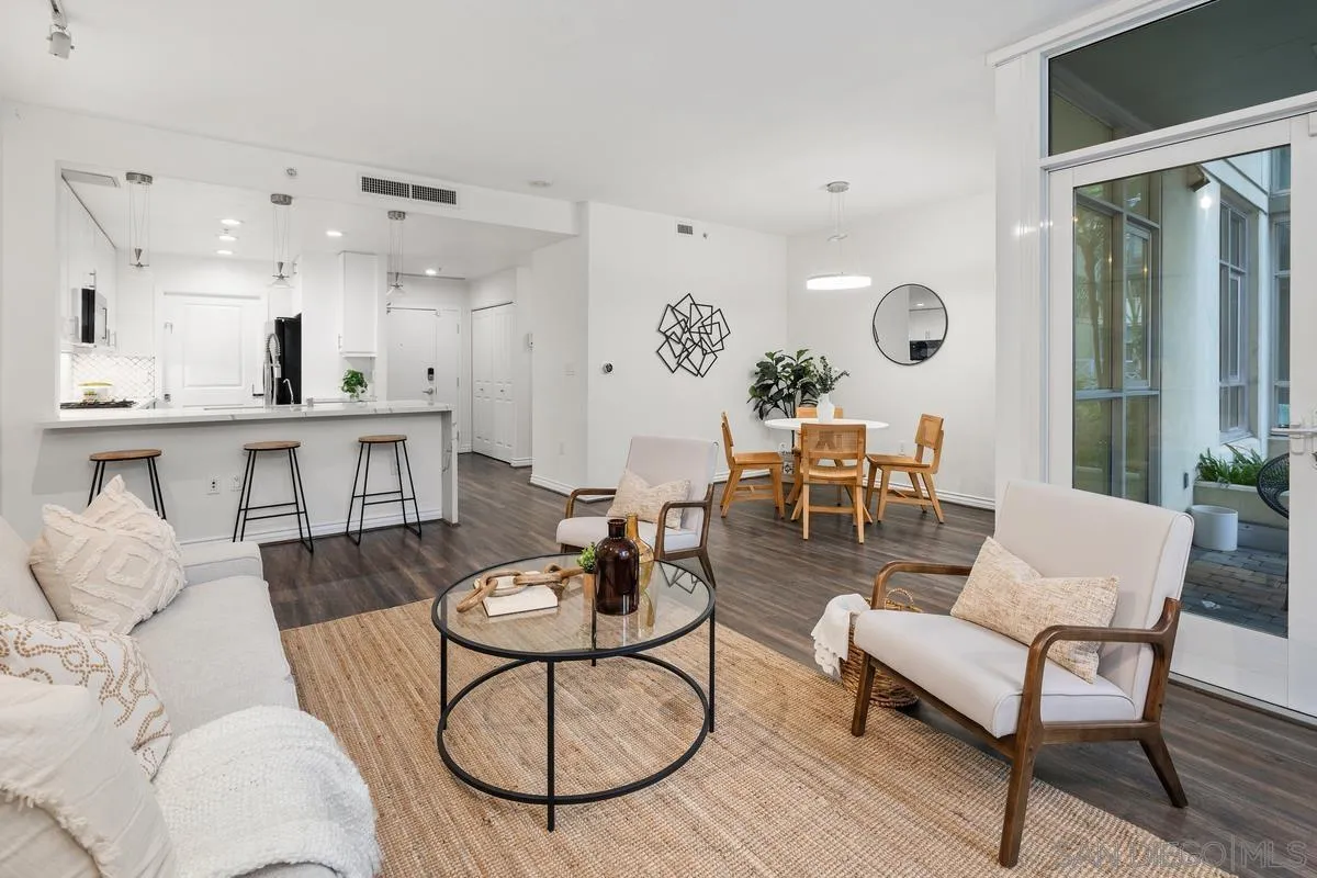 Photo #3: 2600302 Listing: Photo #3