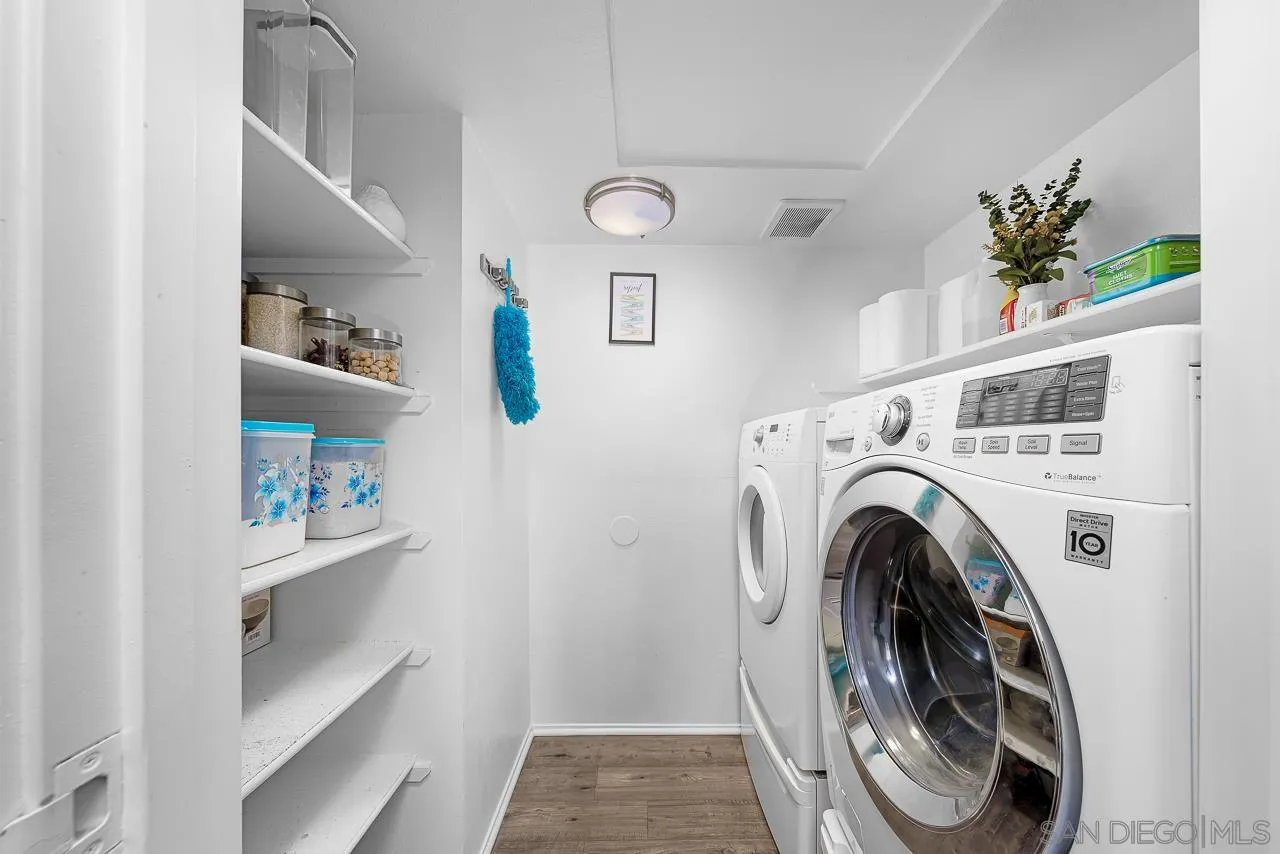 Photo #13: 2600303 Listing: Photo #13