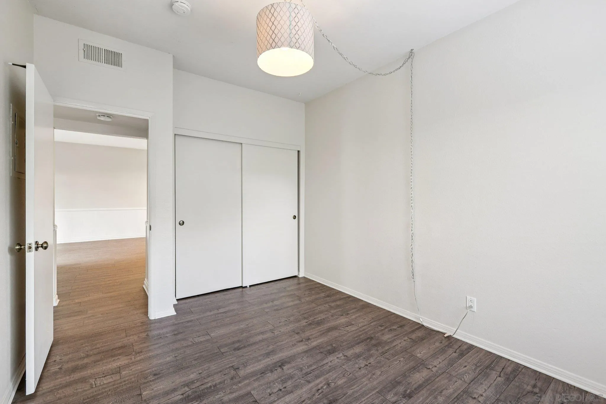 Photo #21: 2600305 Listing: Photo #21