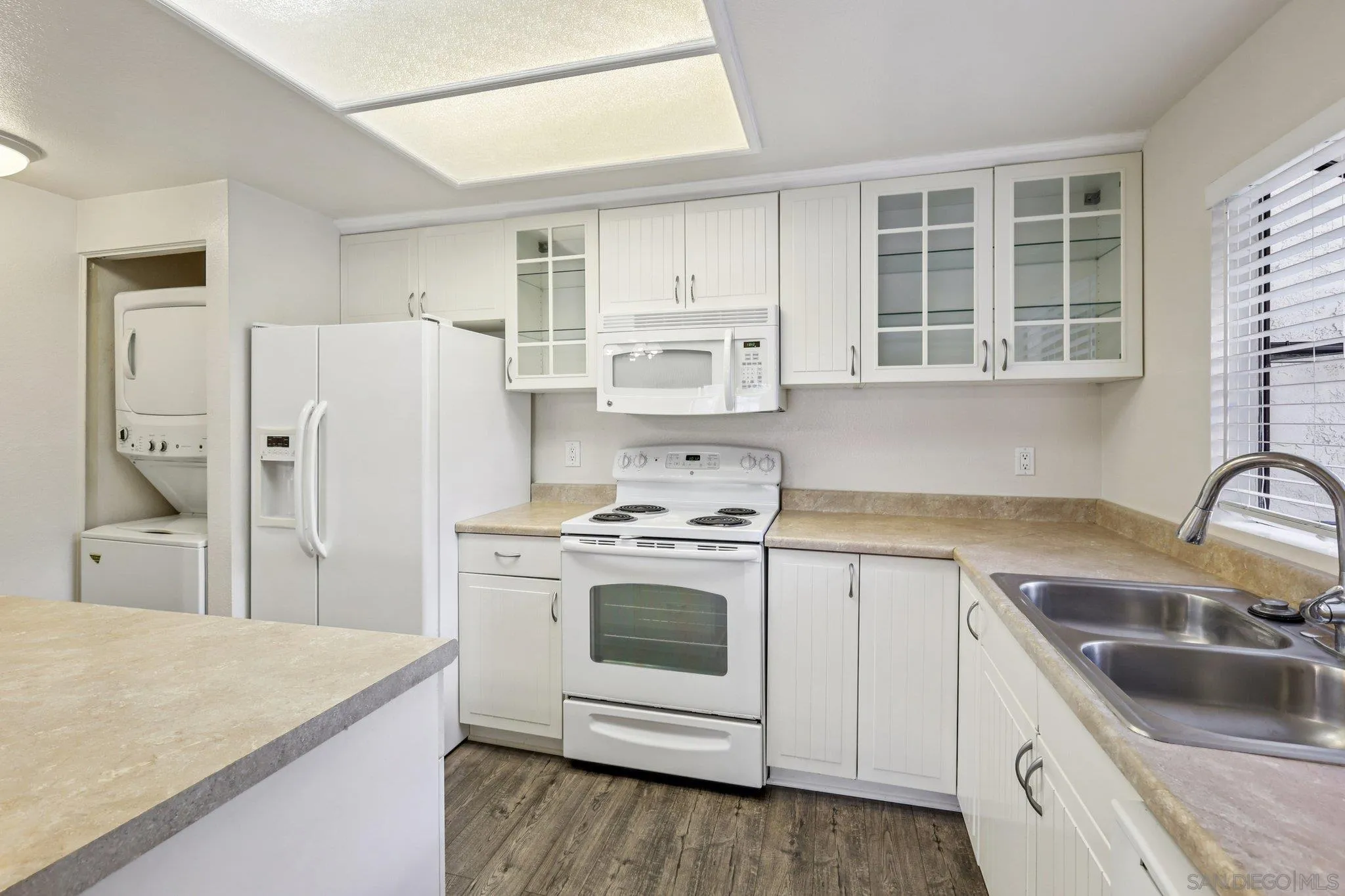 Photo #12: 2600305 Listing: Photo #12