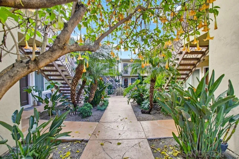 Photo #8: 2600306 Listing: Photo #8