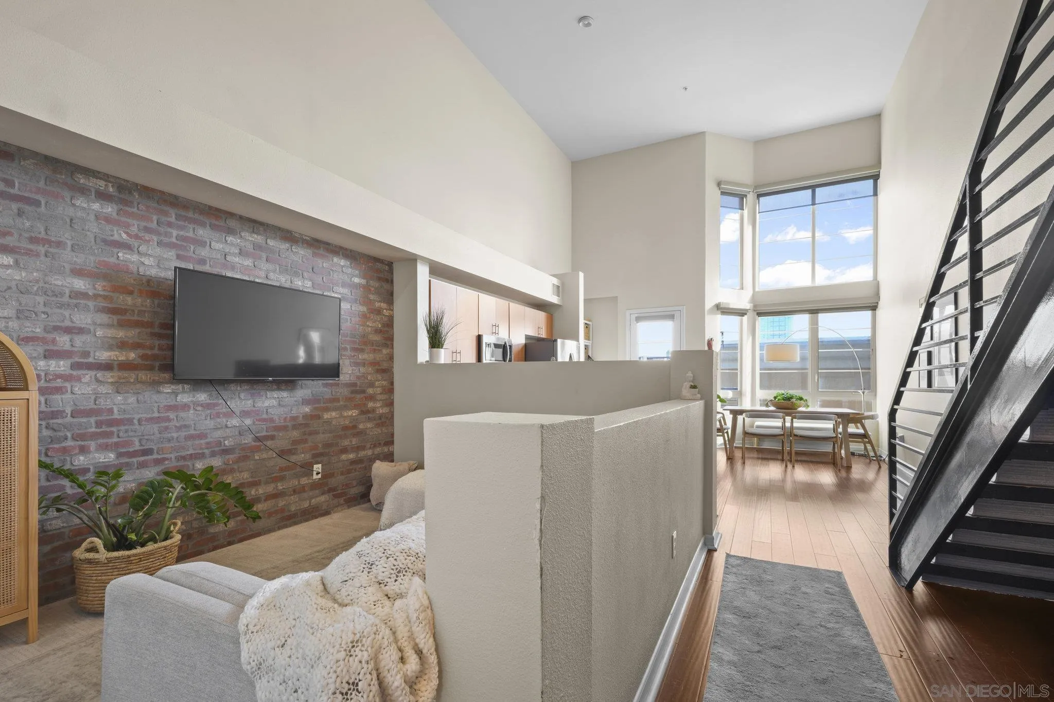 Photo #5: 2600308 Listing: Photo #5