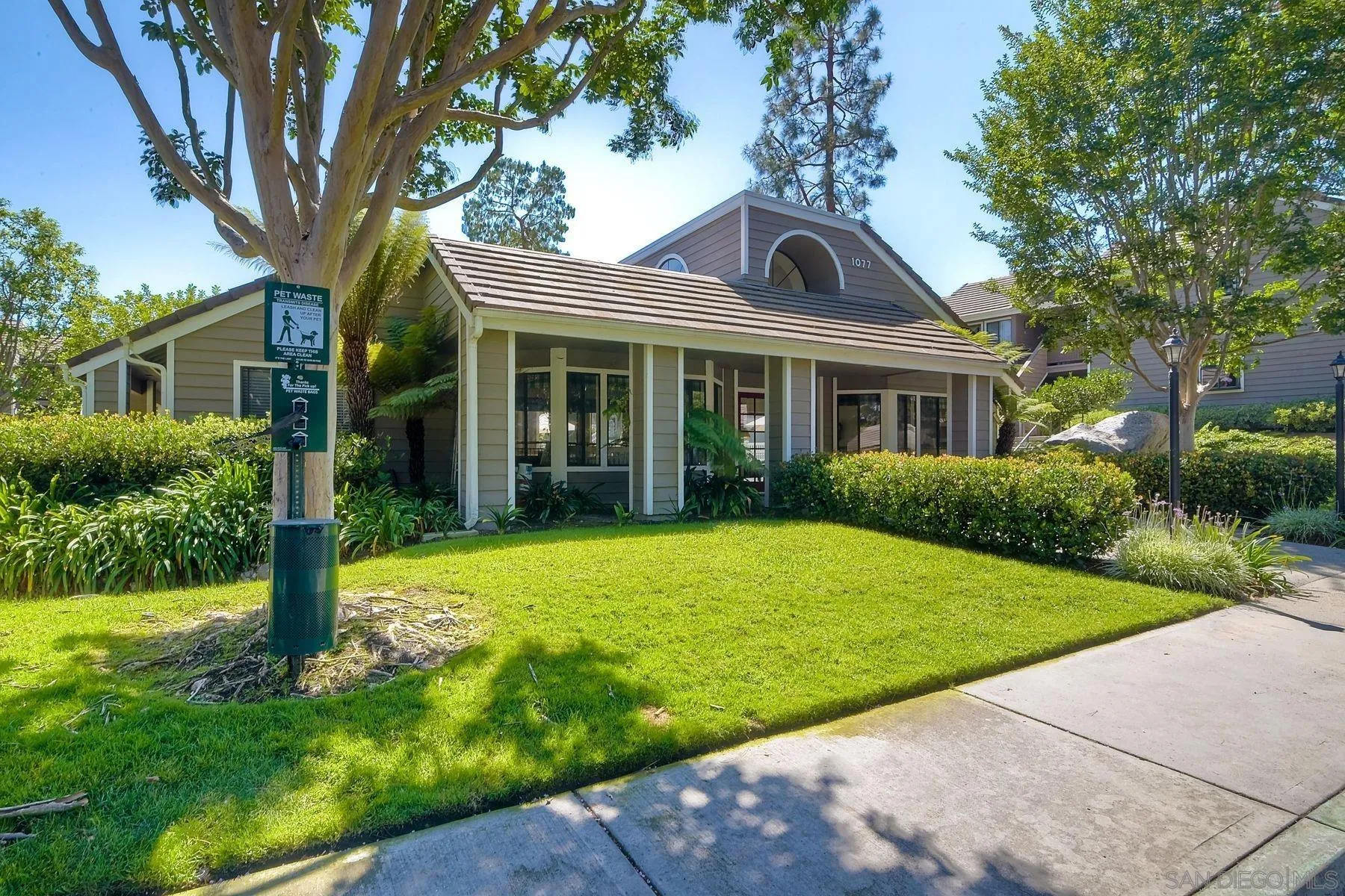 https://cdn.realtyfeed.com/cdn/127/2600309/3d7924376632bcbff6c1b15332eacc75.webp