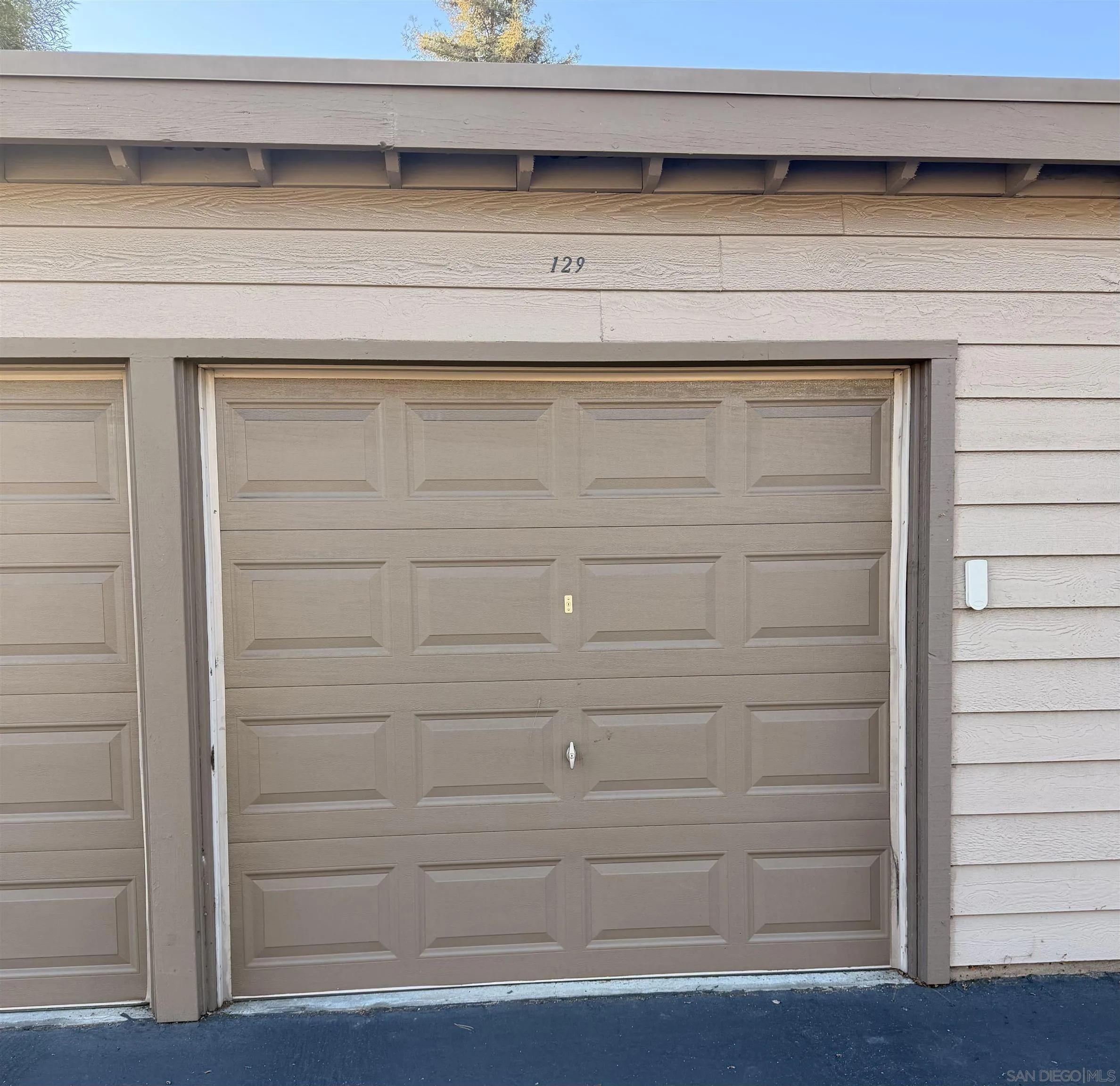 https://cdn.realtyfeed.com/cdn/127/2600309/8b61f90fa1442c0a0a415ddffd16a674.webp