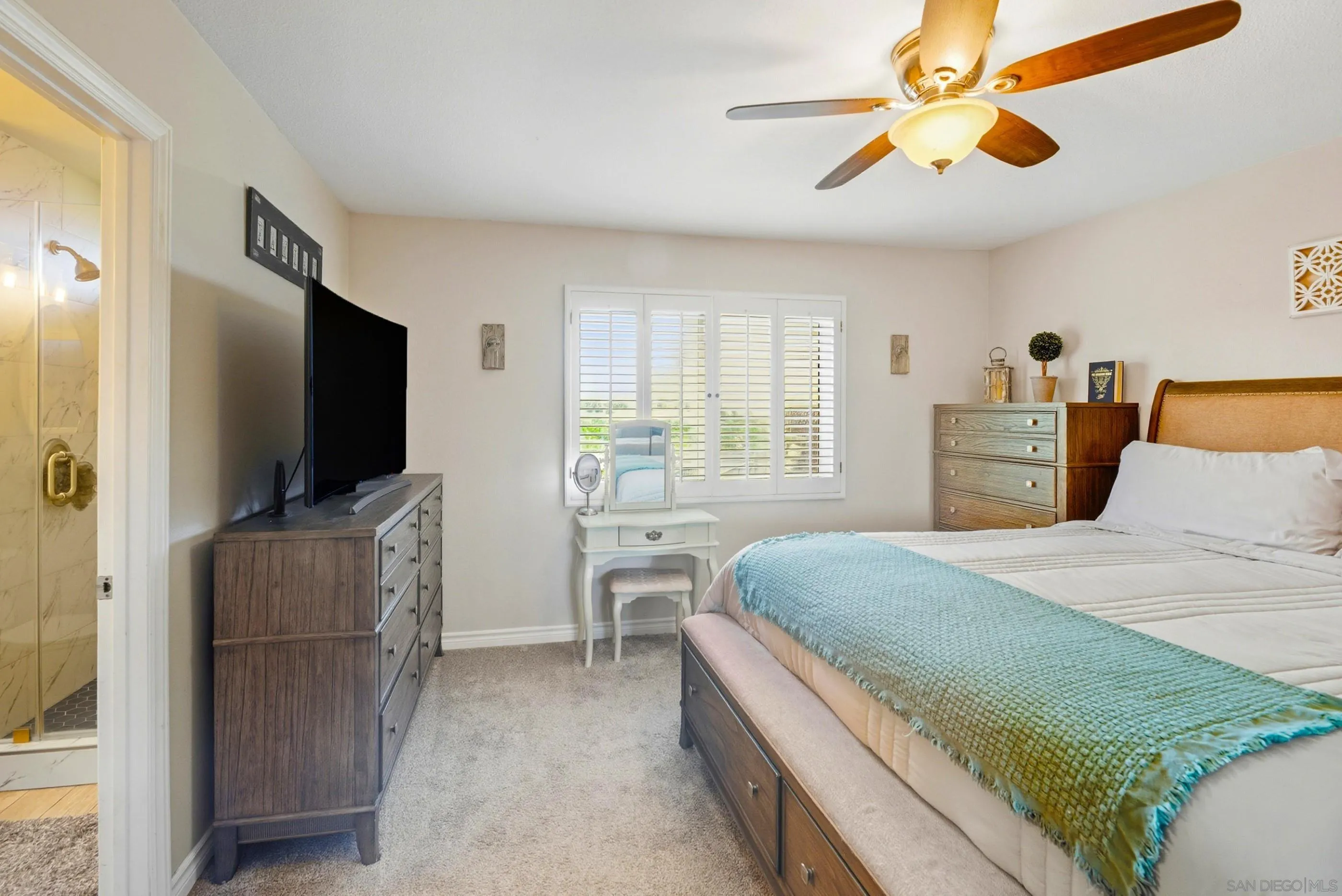 https://cdn.realtyfeed.com/cdn/127/2600311/102585c533a40046ef5fded9dd777b72.webp