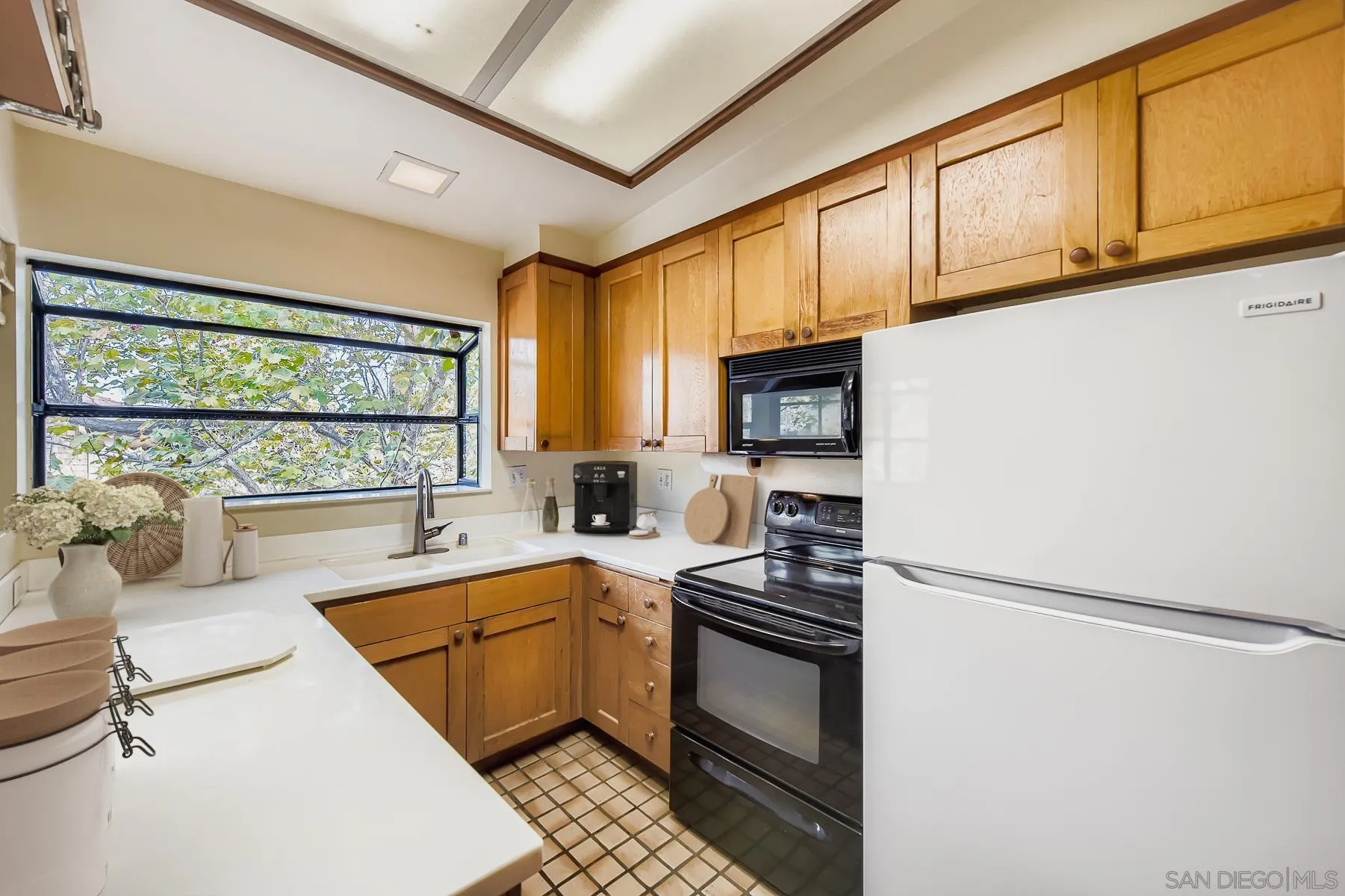 Photo #3: 2600317 Listing: Photo #3