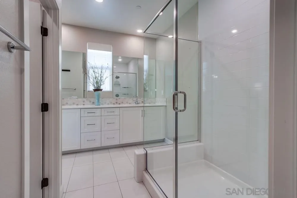 https://cdn.realtyfeed.com/cdn/127/2600323/2ac56f7fbac8c1bd695baefcd6270539.webp