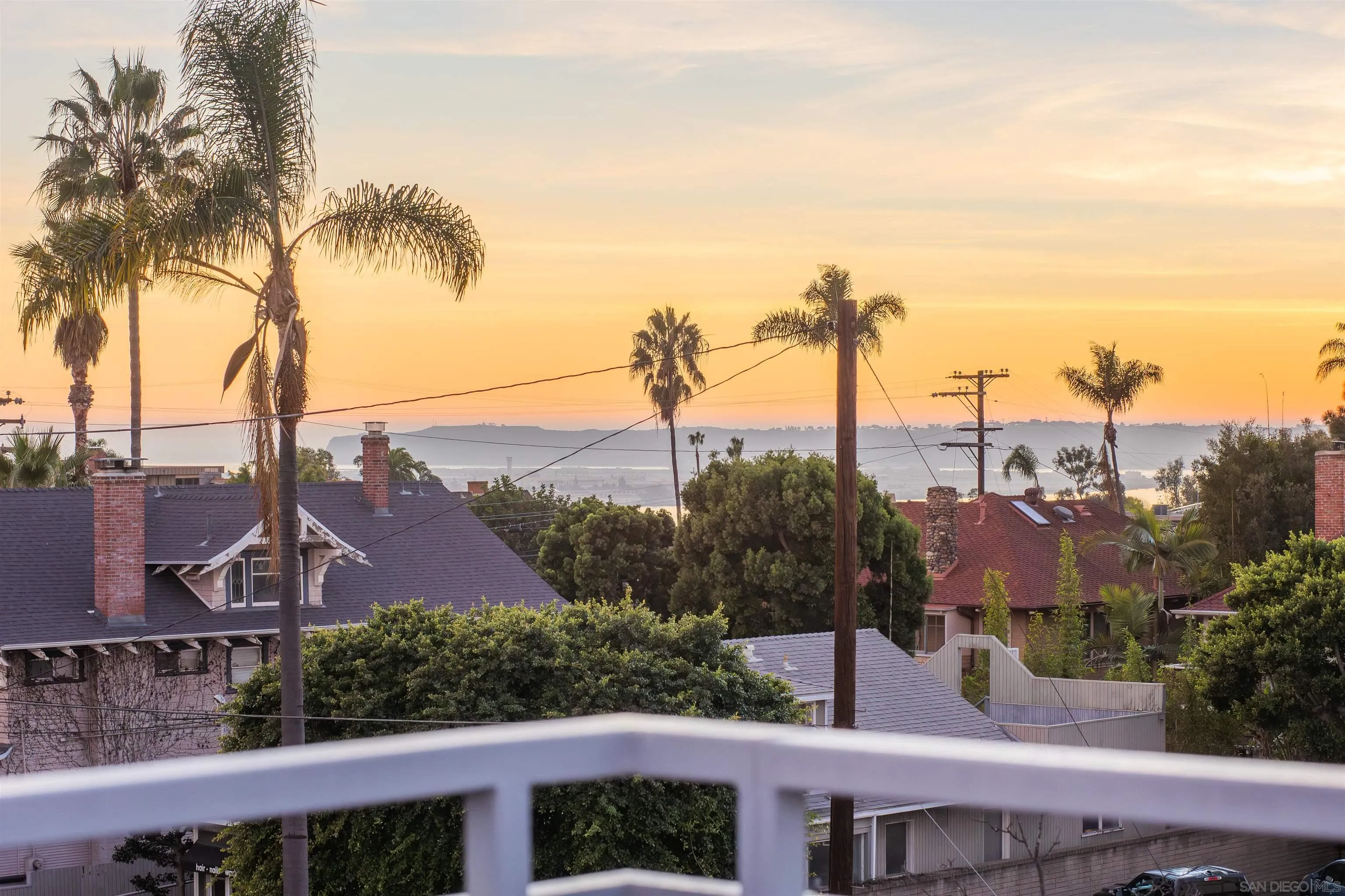https://cdn.realtyfeed.com/cdn/127/2600324/1713e0b15bae56815242816f716b6b96.webp