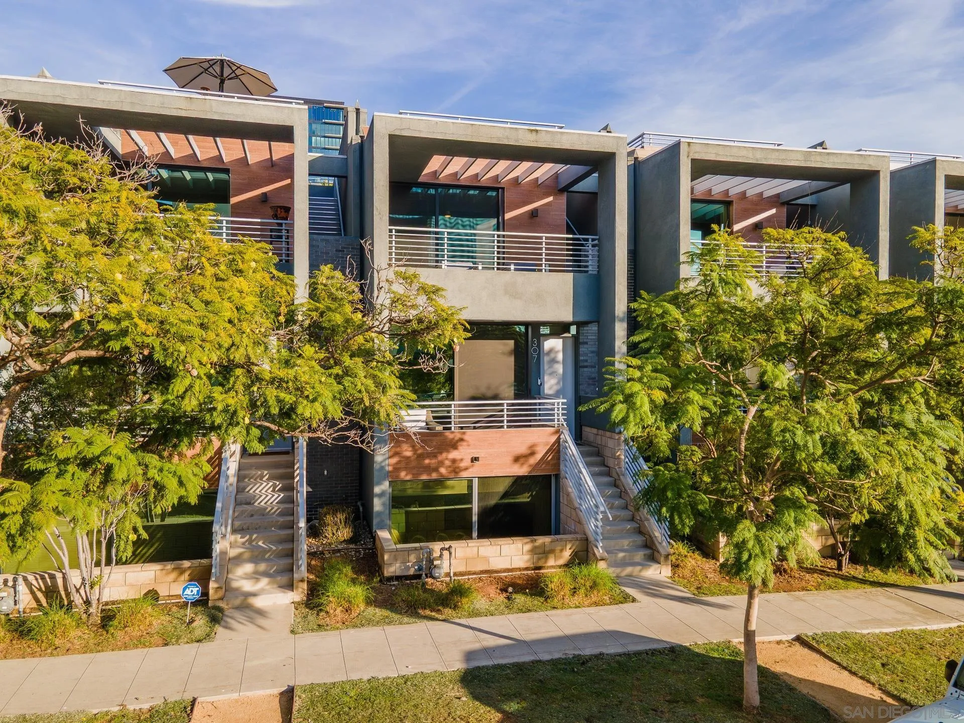 https://cdn.realtyfeed.com/cdn/127/2600324/2658a582f42252e05d0e60ddb16156ba.webp