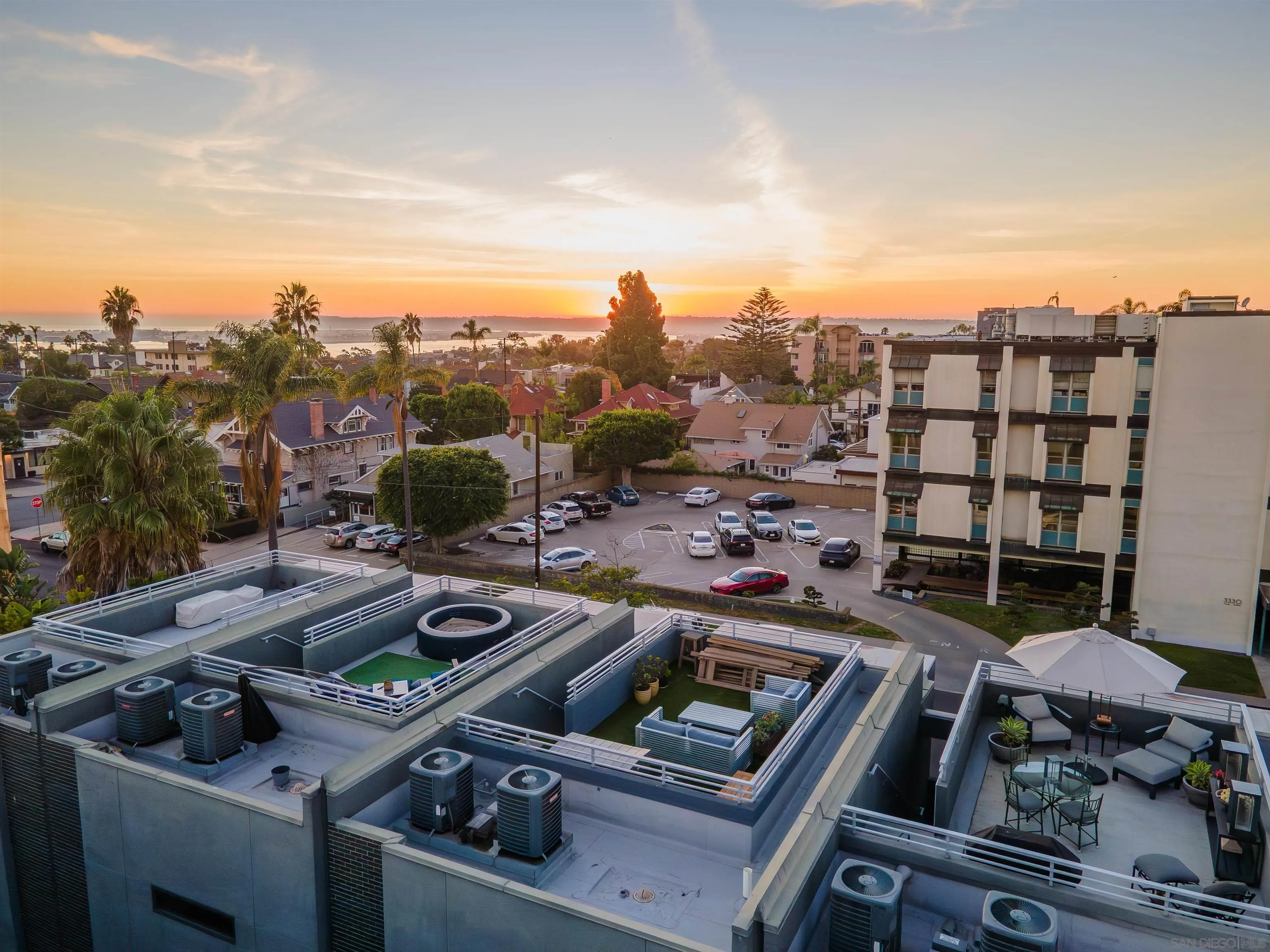 https://cdn.realtyfeed.com/cdn/127/2600324/805552a1bc1674f4fbb87d561f693525.webp