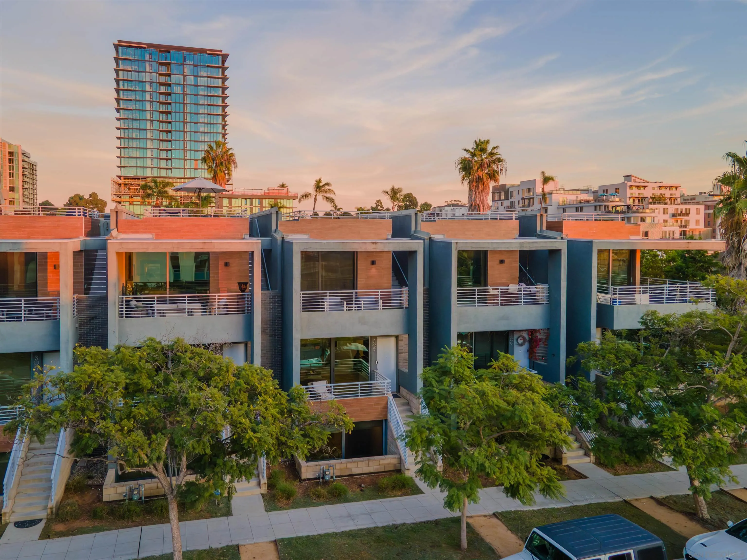 https://cdn.realtyfeed.com/cdn/127/2600324/88676a955dbc055af9d05429ecea6e12.webp