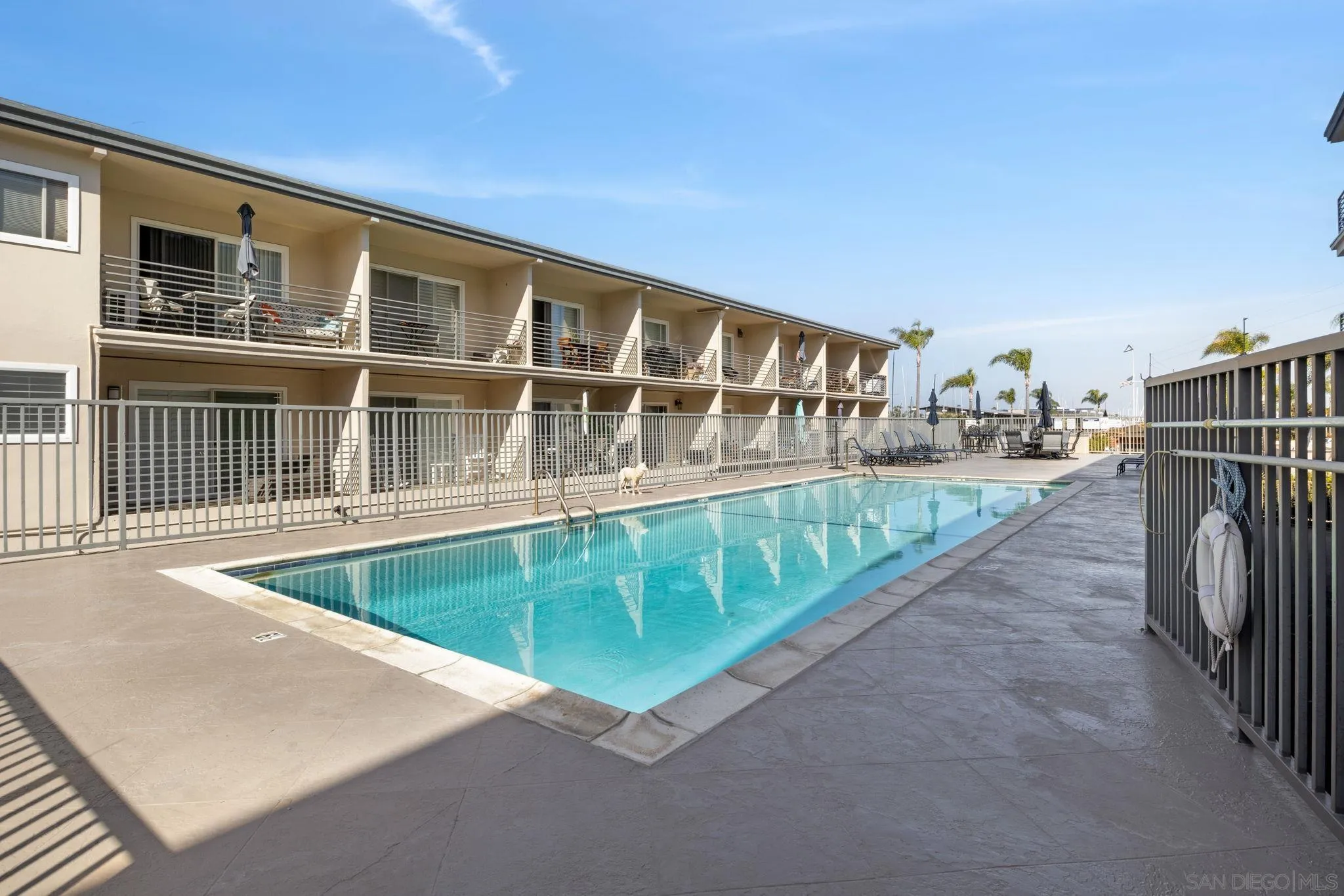 https://cdn.realtyfeed.com/cdn/127/2600329/87503db42cd7784bed11d24c4c130033.webp