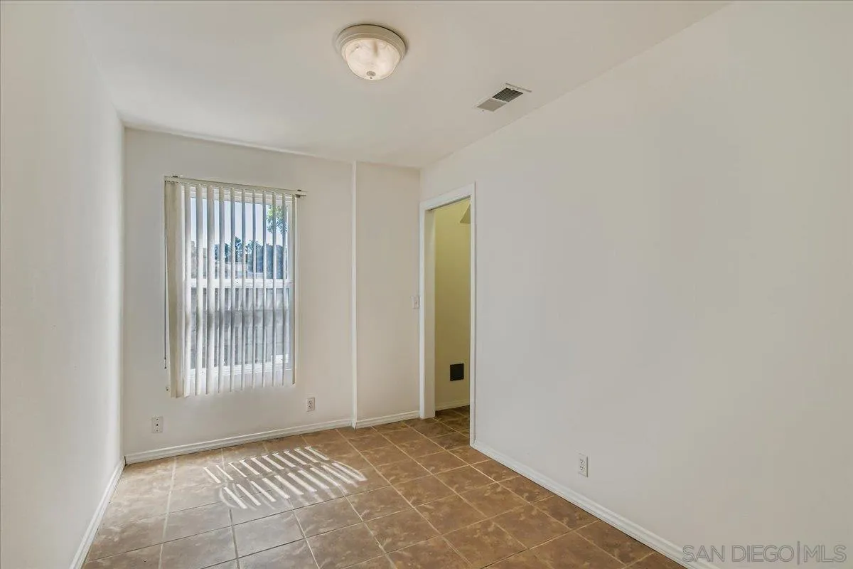 https://cdn.realtyfeed.com/cdn/127/2600331/8777a051bb671312b83d80ba7a5dfbe8.webp