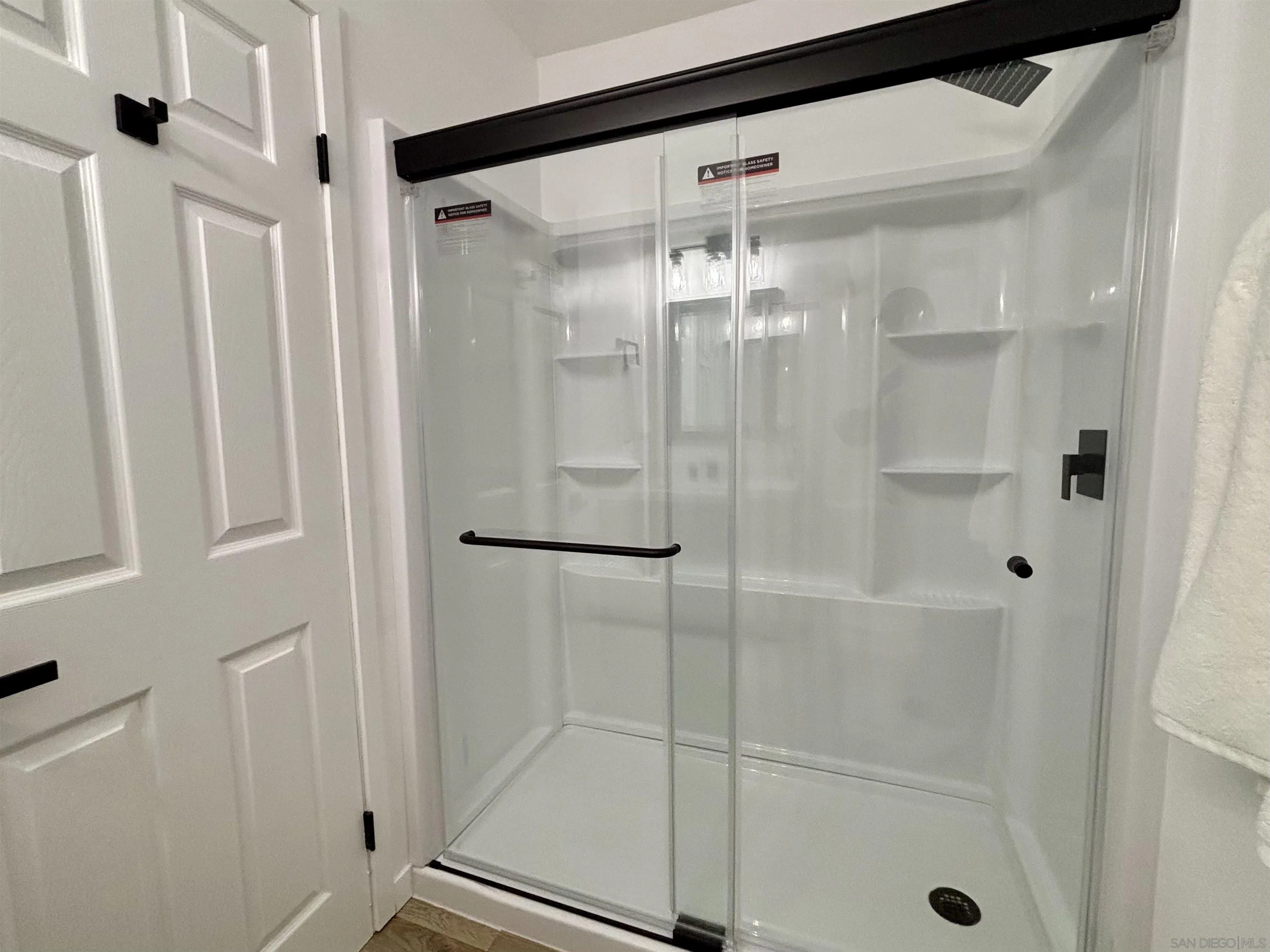 Photo #18: 2600335 Listing: Photo #18