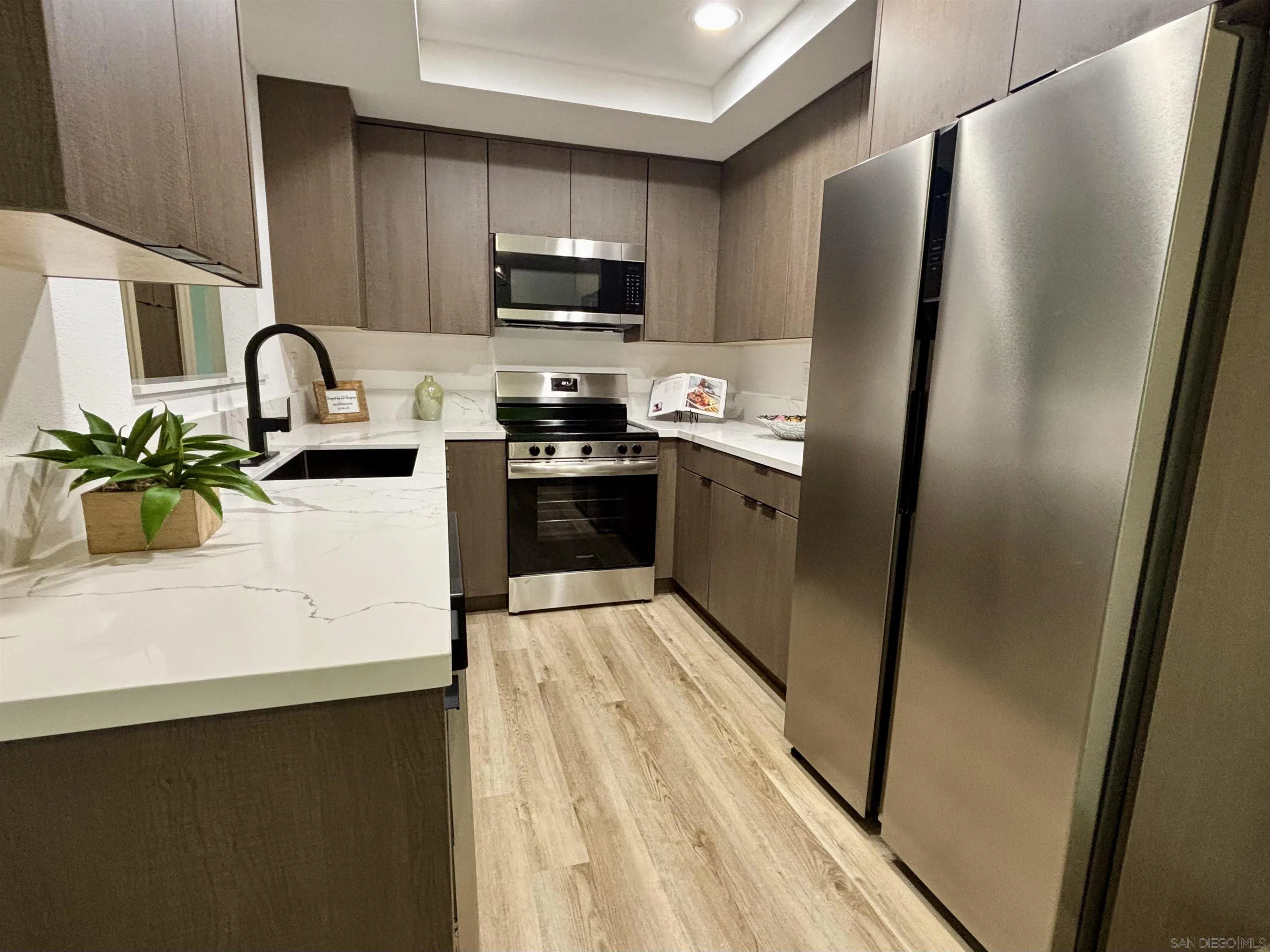 Photo #9: 2600335 Listing: Photo #9