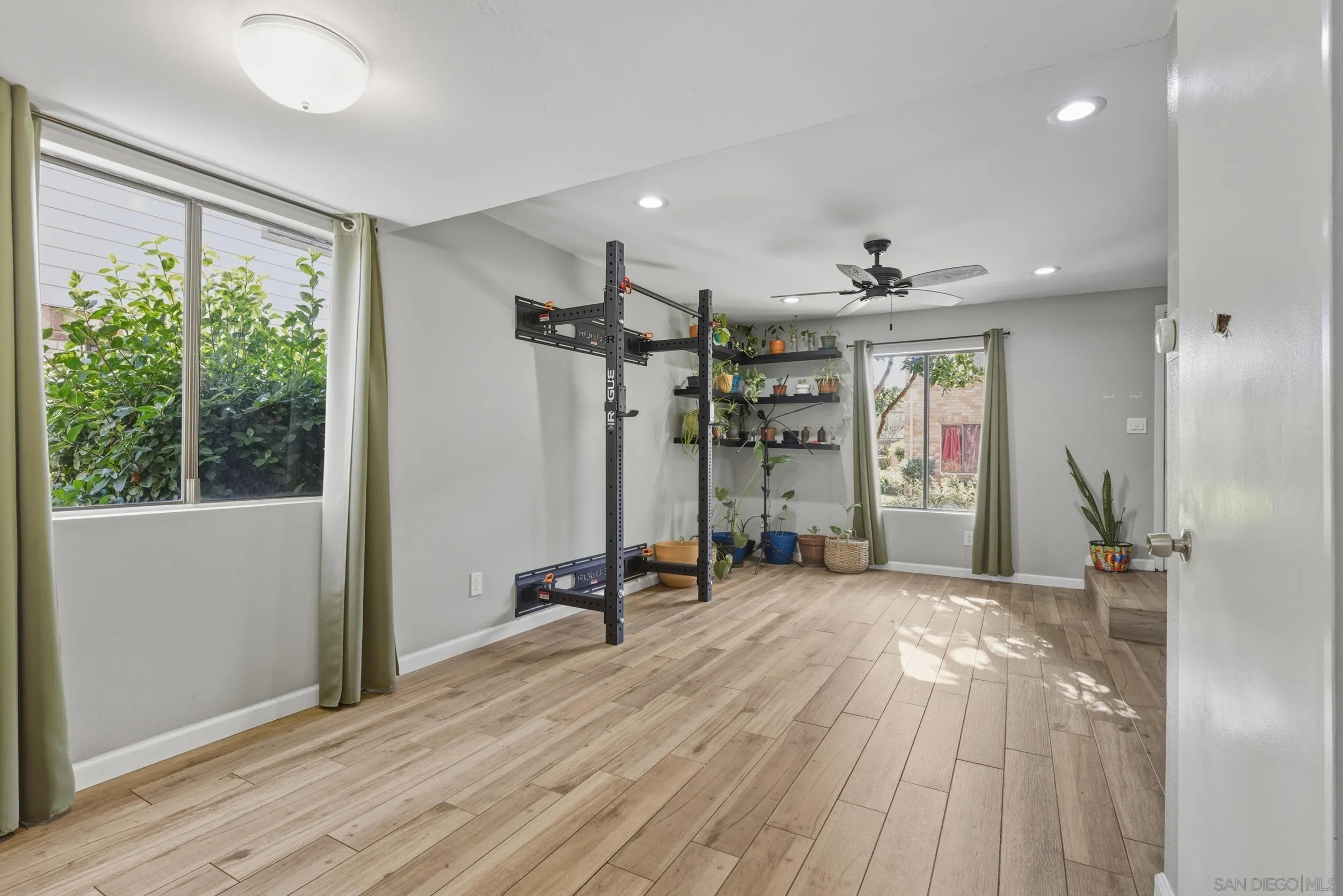 https://cdn.realtyfeed.com/cdn/127/2600337/325f5924387050707318456012f6a219.webp