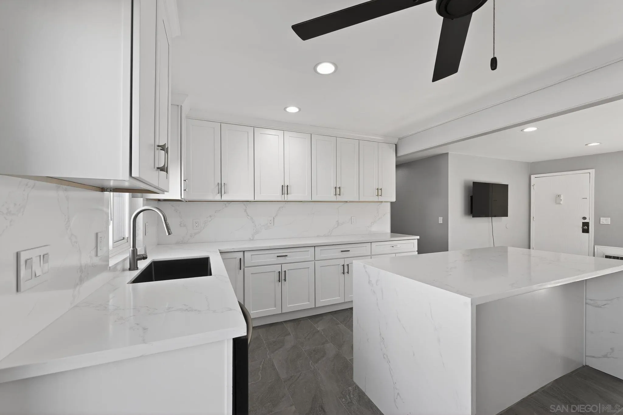 Photo #13: 2600338 Listing: Photo #13