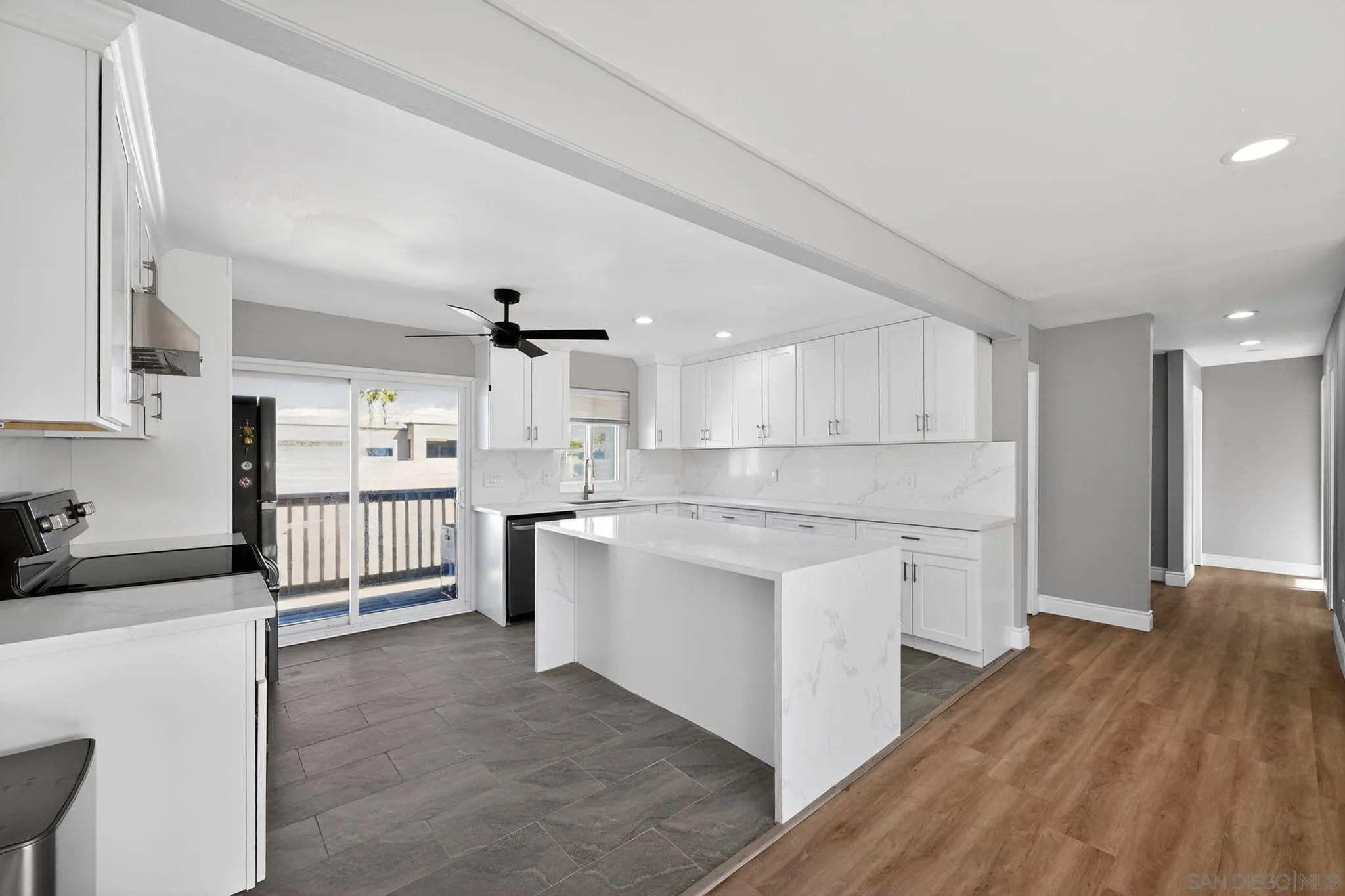 Photo #9: 2600338 Listing: Photo #9