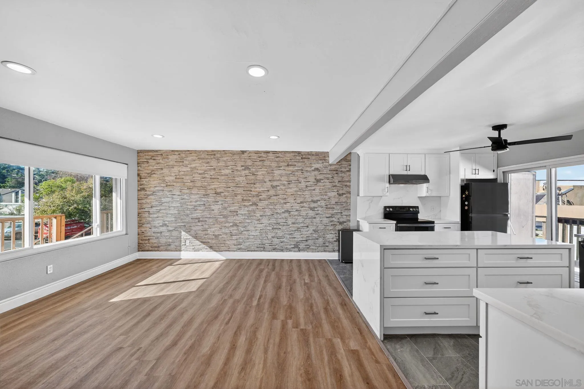 Photo #10: 2600338 Listing: Photo #10
