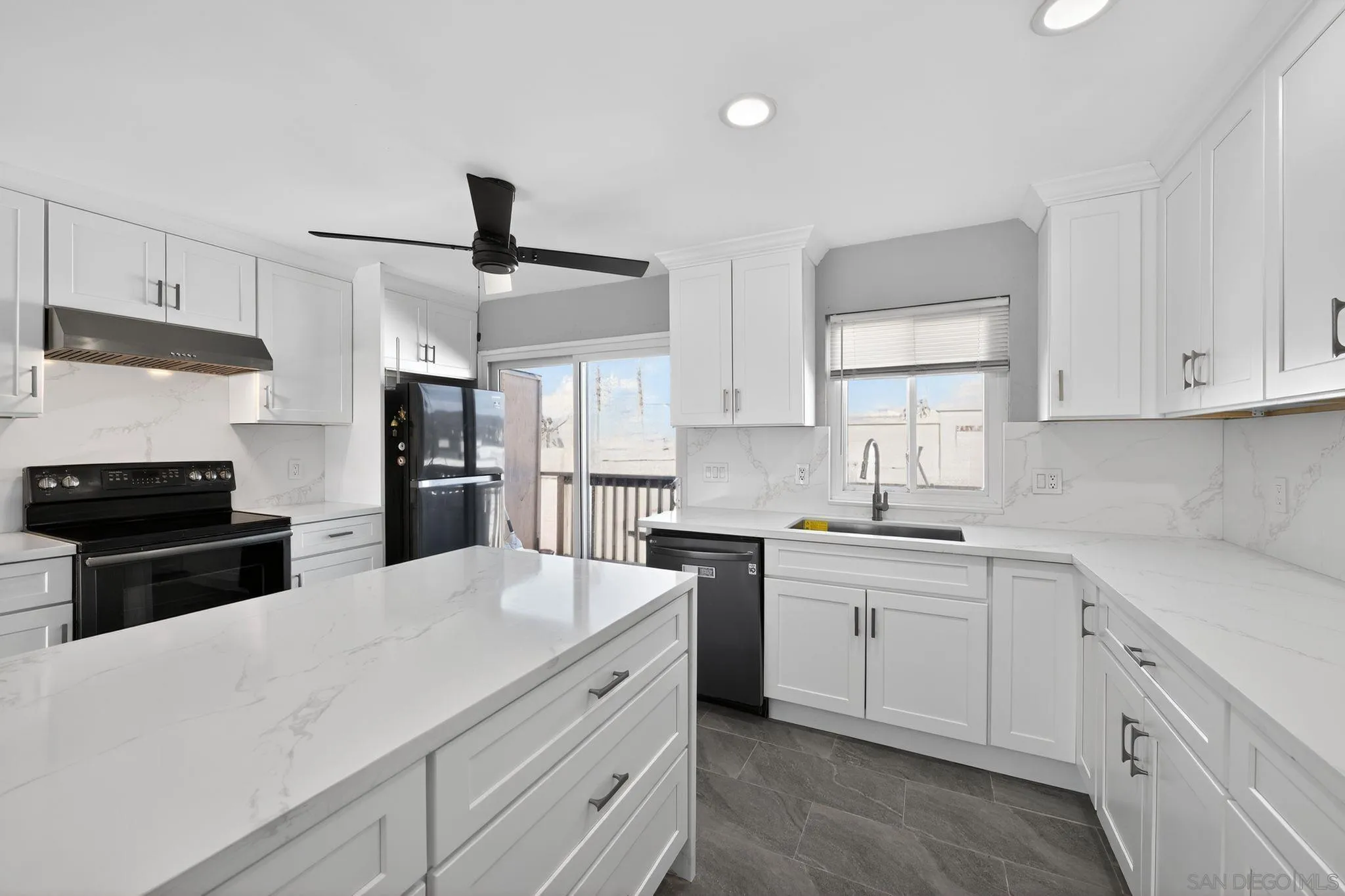 Photo #14: 2600338 Listing: Photo #14