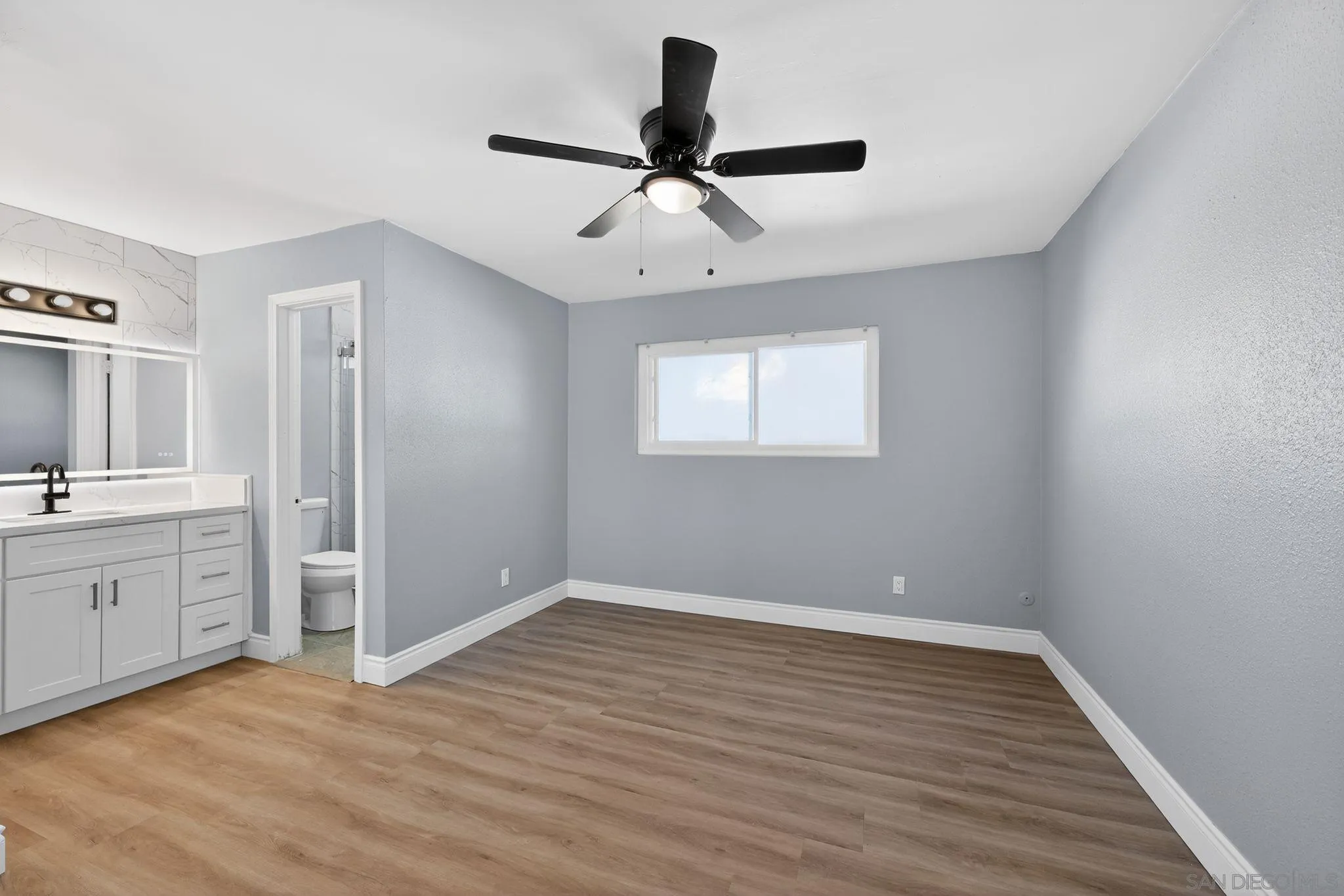 Photo #23: 2600338 Listing: Photo #23