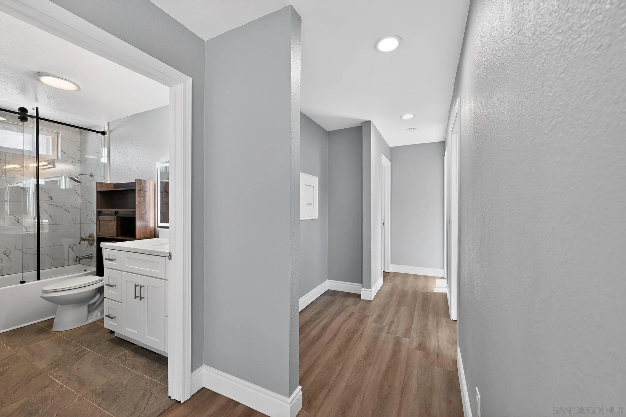 Photo #18: 2600338 Listing: Photo #18