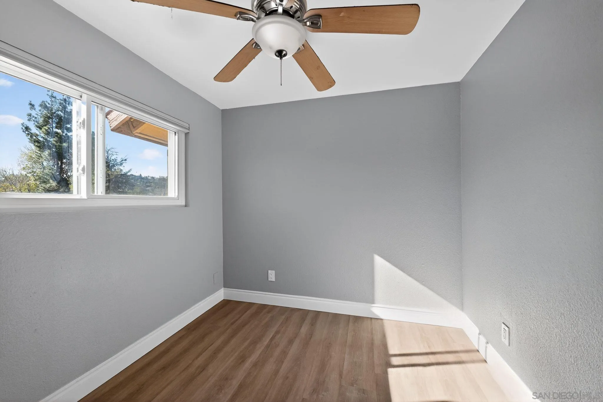 Photo #27: 2600338 Listing: Photo #27