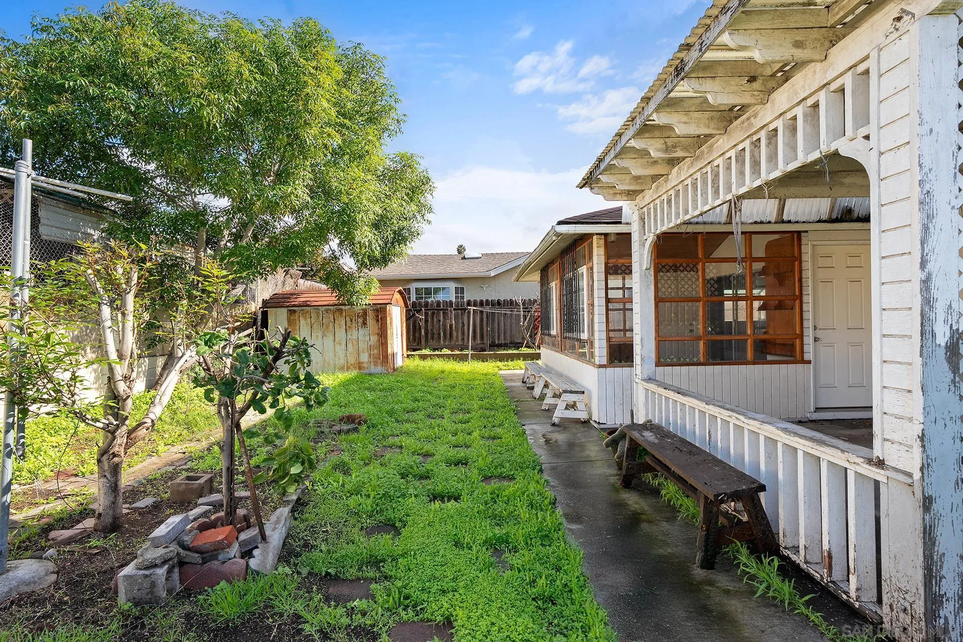 https://cdn.realtyfeed.com/cdn/127/2600346/48d15e7317ca76481b2b10659bca5dd8.webp