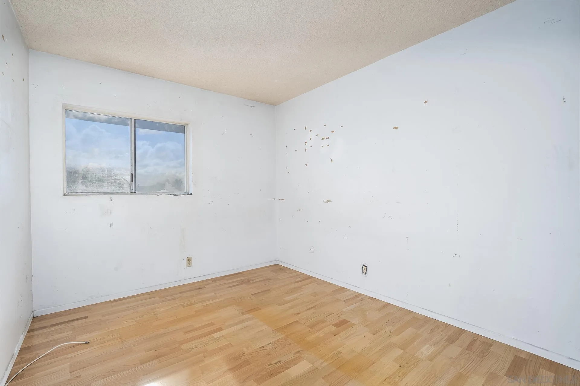 https://cdn.realtyfeed.com/cdn/127/2600346/6e077f3135fd349696b3114d900fddf0.webp