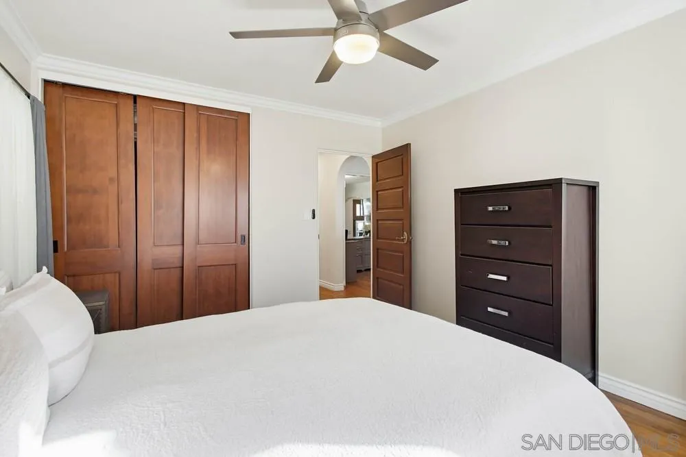 https://cdn.realtyfeed.com/cdn/127/2600351/e735931711b9bbb0967363fdda05d7eb.webp