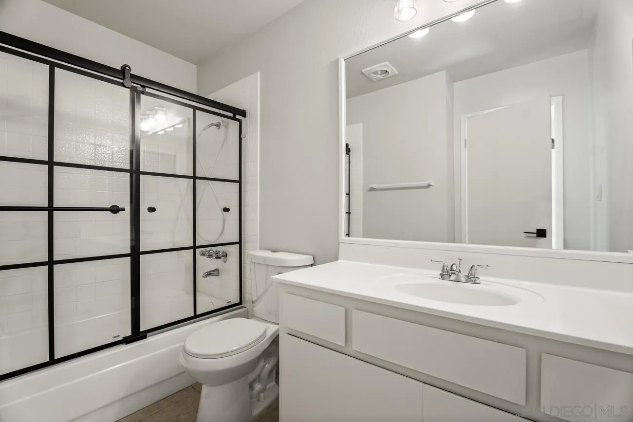 Photo #9: 2600356 Listing: Photo #9