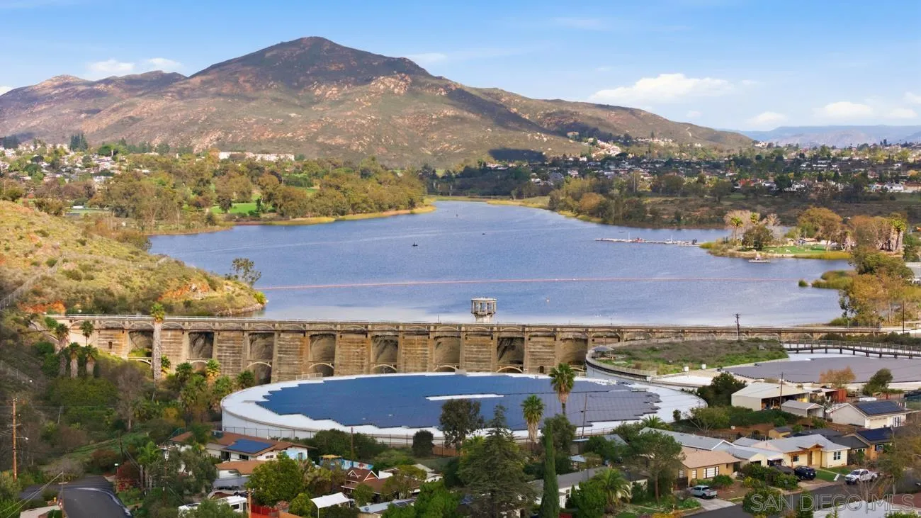 Photo #20: 2600356 Listing: Photo #20