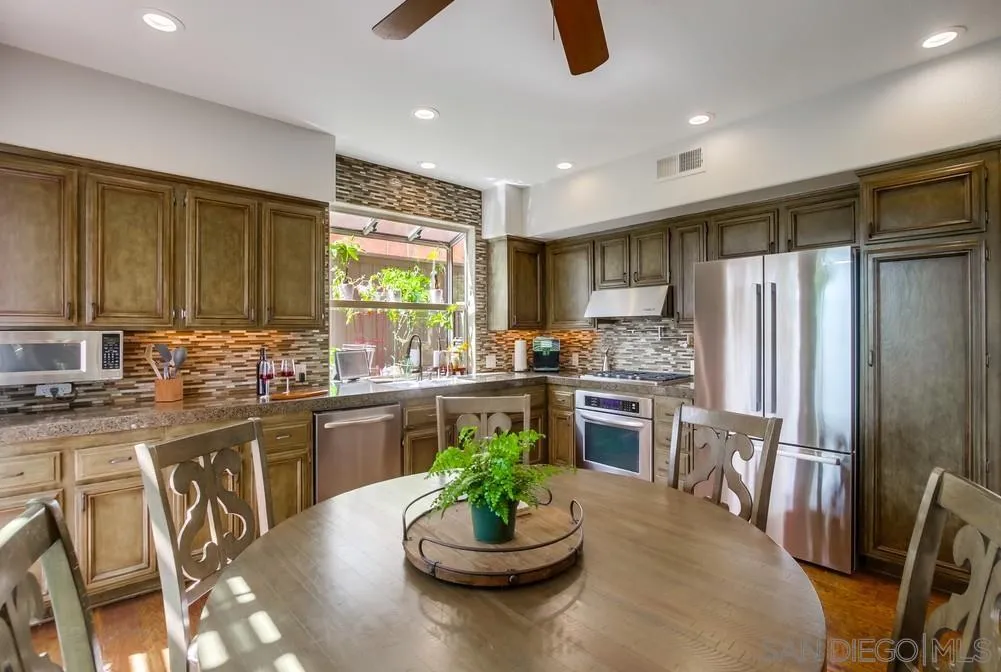 https://cdn.realtyfeed.com/cdn/127/2600357/91832325f7abf63e51b46deaa732b7b6.webp