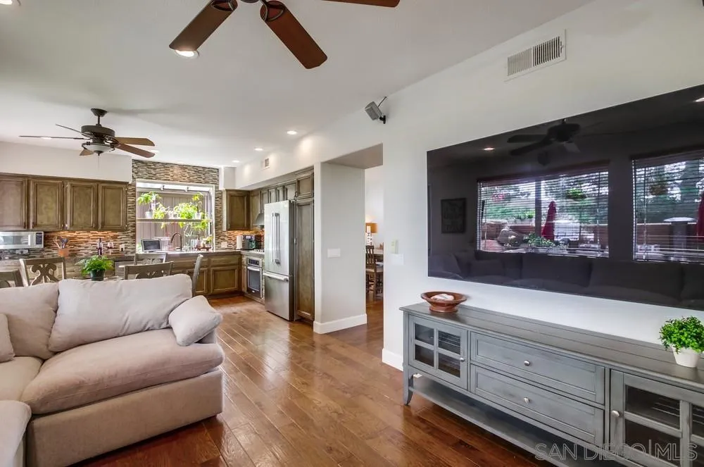 https://cdn.realtyfeed.com/cdn/127/2600357/9f3e3127c9222e86331bda3a3378ba0c.webp