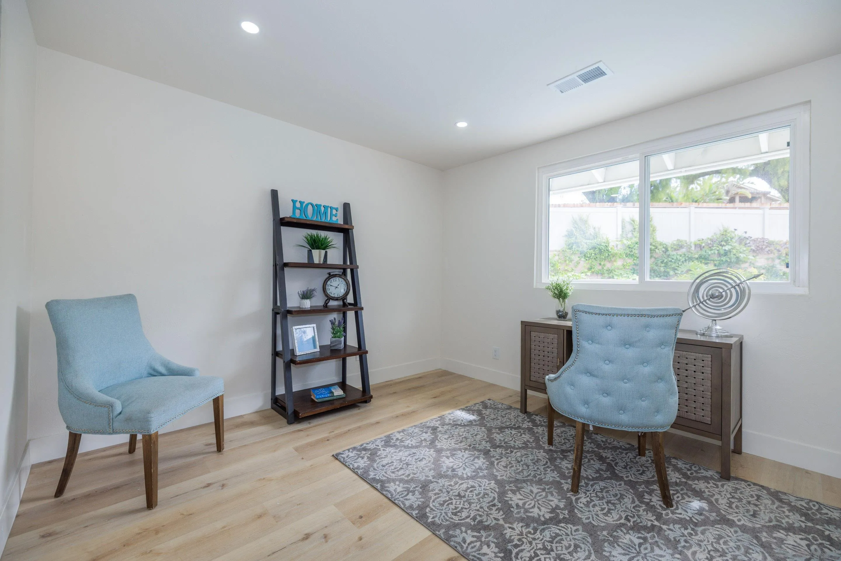 https://cdn.realtyfeed.com/cdn/127/2600358/8488aea7b9222f494631871fba01e354.webp